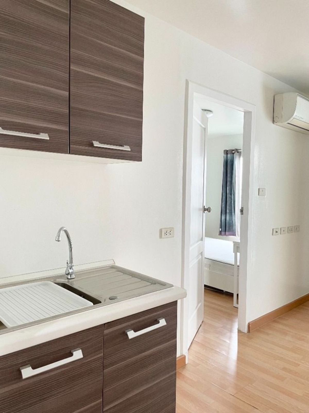 ขายคอนโดเสรีไทย-นิด้า : (รหัส SM1865) ขายคอนโด โครงการ Incio Serithai : อินซิโอ้ เสรีไทย // คอนโดเสรีไทย ราคาล้านต้นๆ เข้า-ออกได้หลายทาง เดินทางสะดวก