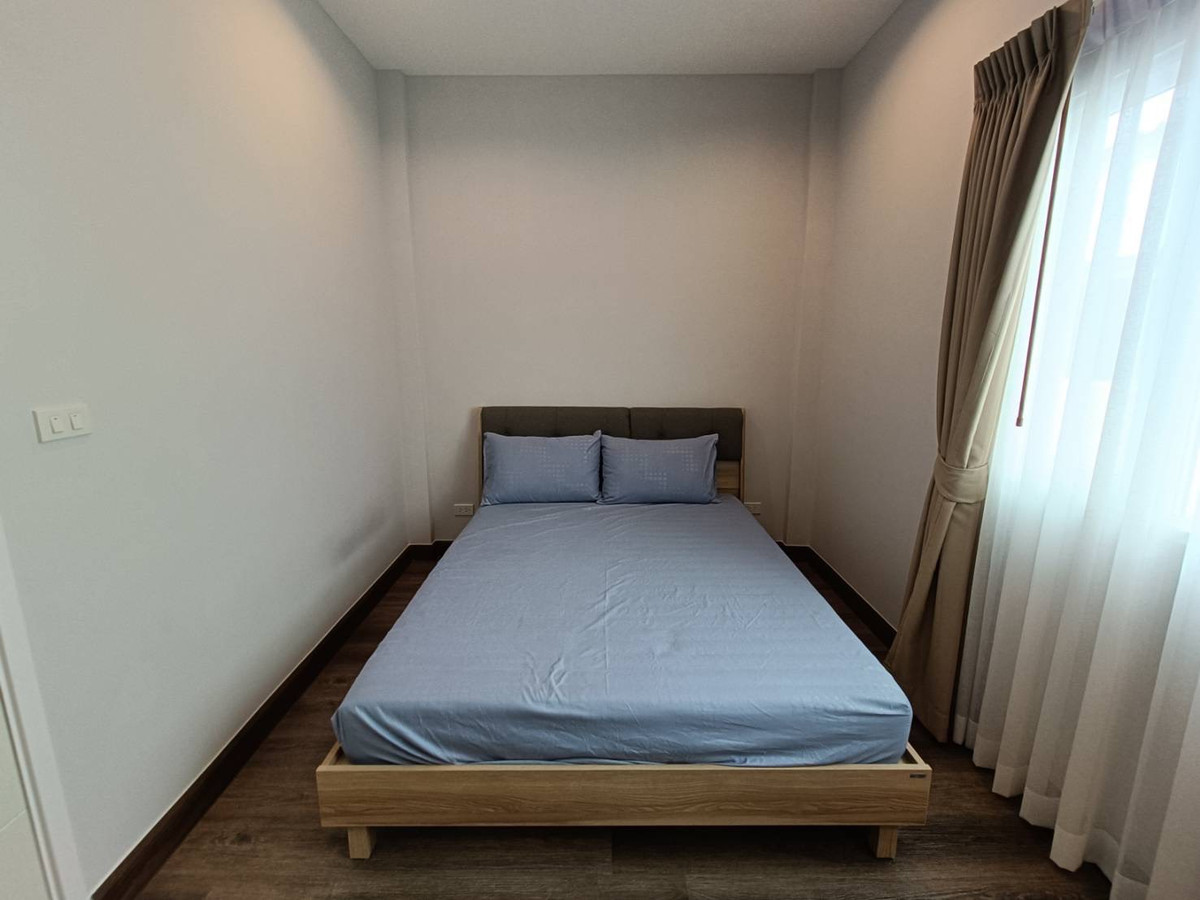 TownhomeRathburana, Suksawat : Cher Phutthabucha 40 | Townhouse, 2 floors, 3 bedrooms, 2 bathrooms, furnished, ready to move in, near Bangmod University.
