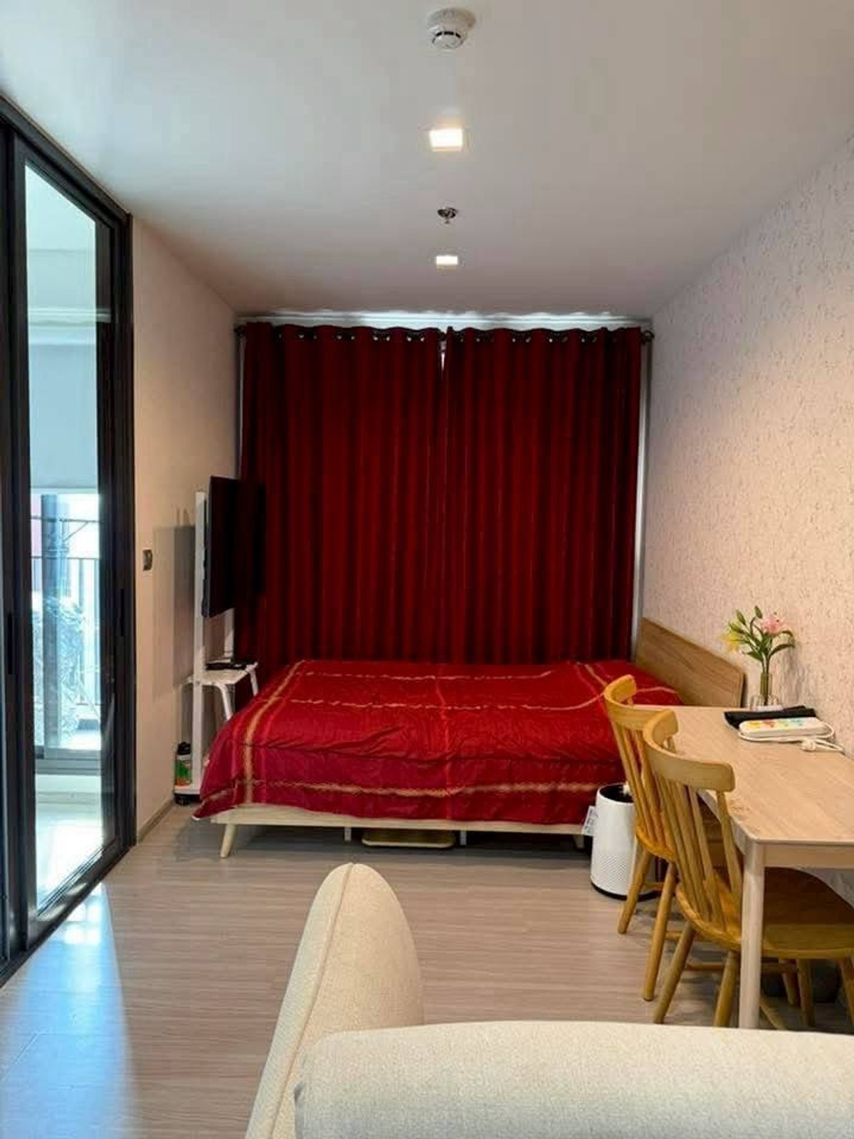 For RentCondoRama9, Petchburi, RCA : For Rent 🔥 Life Asoke Hype 🔥 Fully furnished with appliances. Near Airport Link Makkasan.