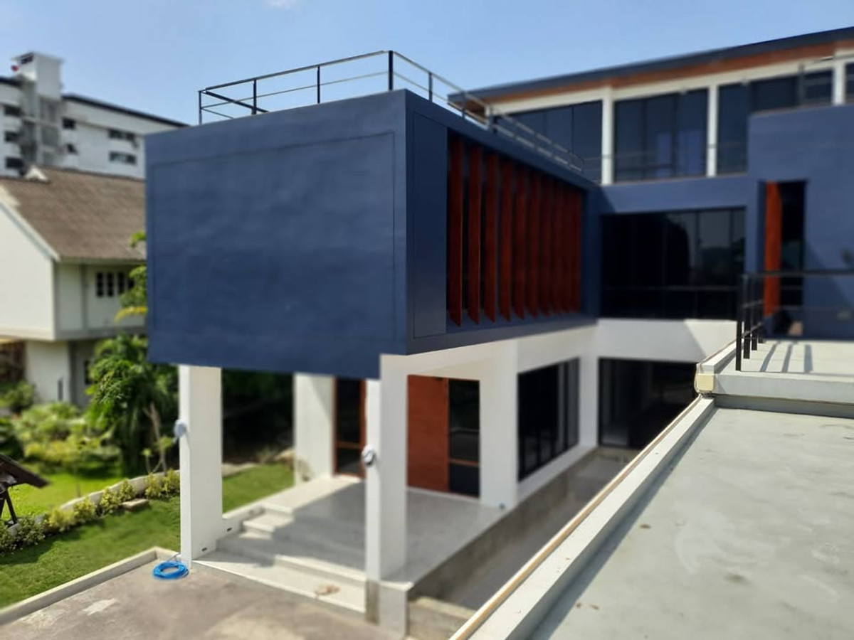 Sukhumvit, Asoke, Thonglor : 🏡✨ Luxury 3-Storey Pool Villa Sukhumvit 62 Bangkok ✨🏡