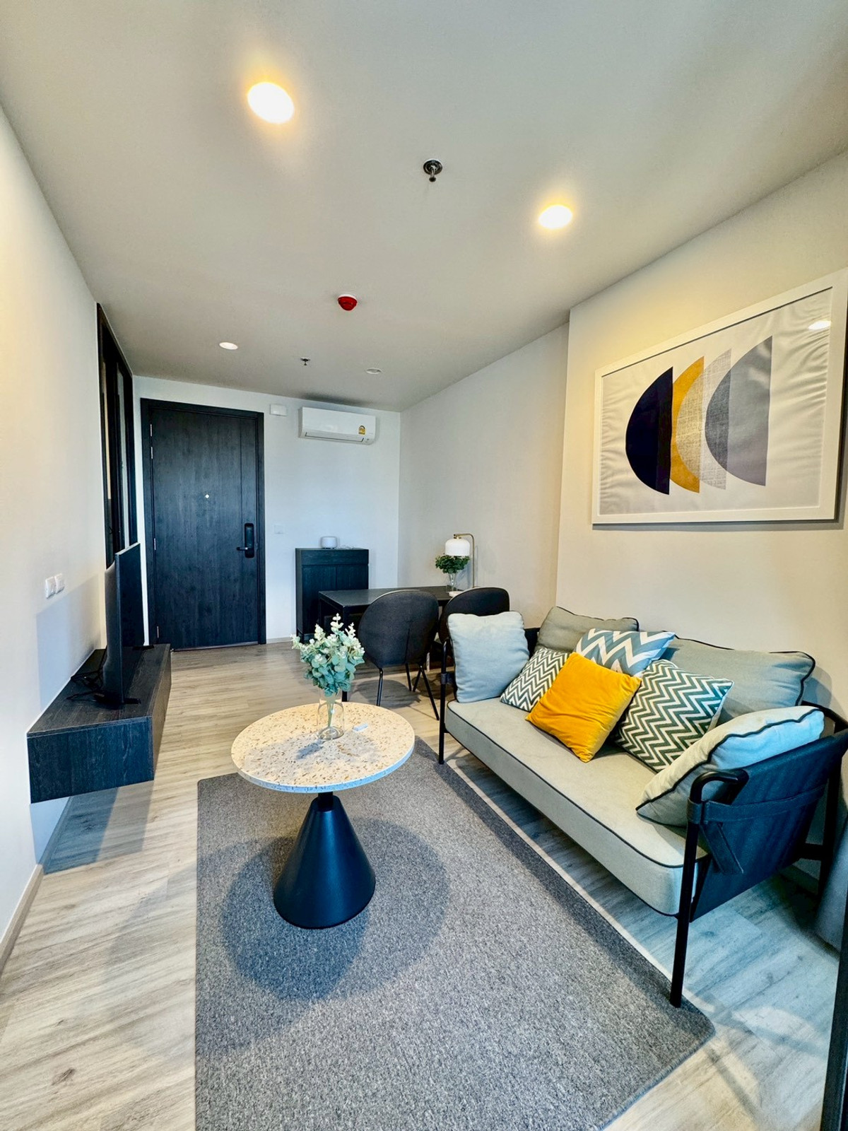 ให้เช่าคอนโดรัชดา ห้วยขวาง : ให้เช่า XT HuaiKwang 1 bedroom - Available for Rent