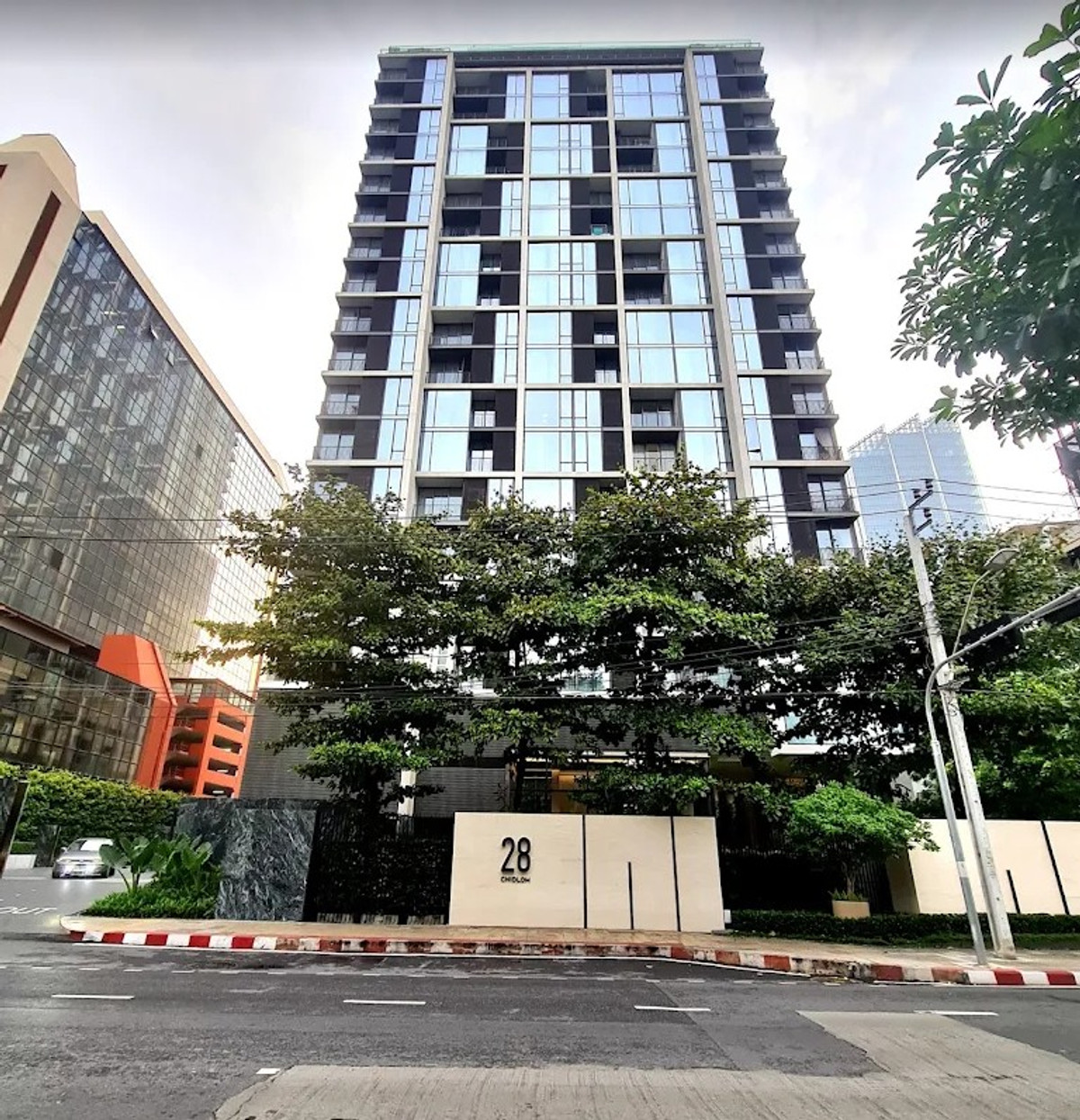 ให้เช่าคอนโดวิทยุ ชิดลม หลังสวน : 28 Chidlom ✨ ชั้น 25 วิวสวนนายเลิศ ห้องเงียบสงบที่สุดด้วยฉนวนกันเสียง SCG จัดเต็ม Dyson Gadgets พร้อมอ่างอาบน้ำ