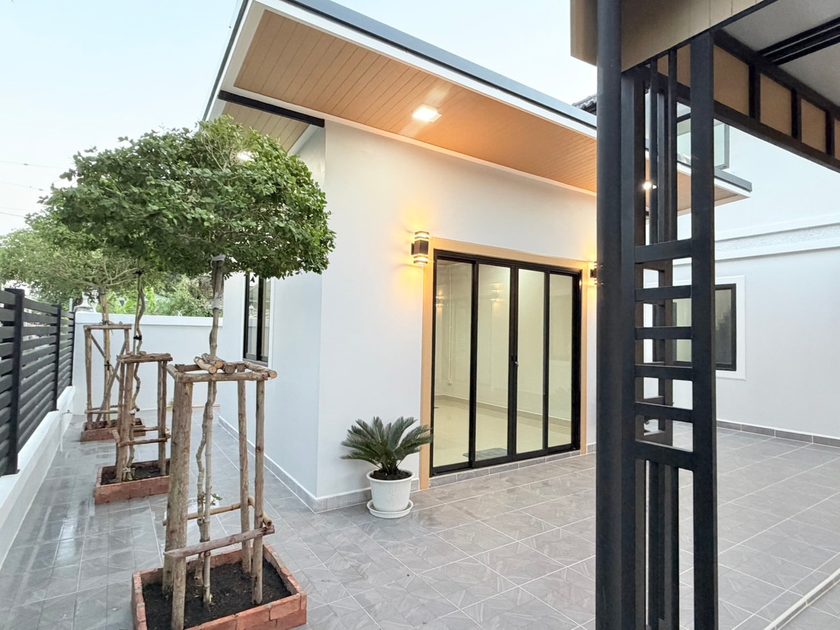 ขายนนทบุรี บางใหญ่ บางบัวทอง : ขายบ้านแฝด พฤกษา 14A หลังมุมติดสวน 53.3 ตร.ว. 5 นอน ครัวกว้าง ฟรีโอน