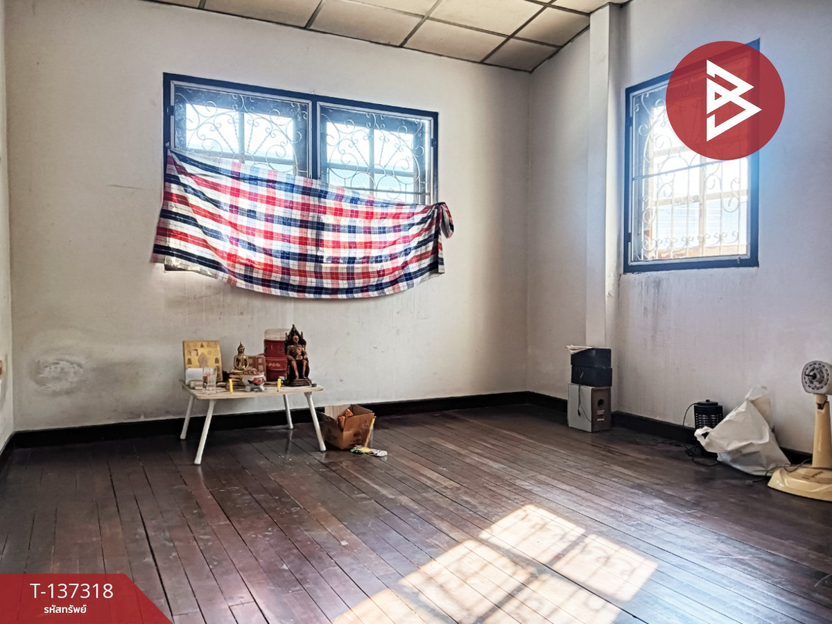 For SaleTownhomeSamut Prakan,Samrong : 2-story townhouse for sale, Phatthananiwet Village, Theparak, Samut Prakan.