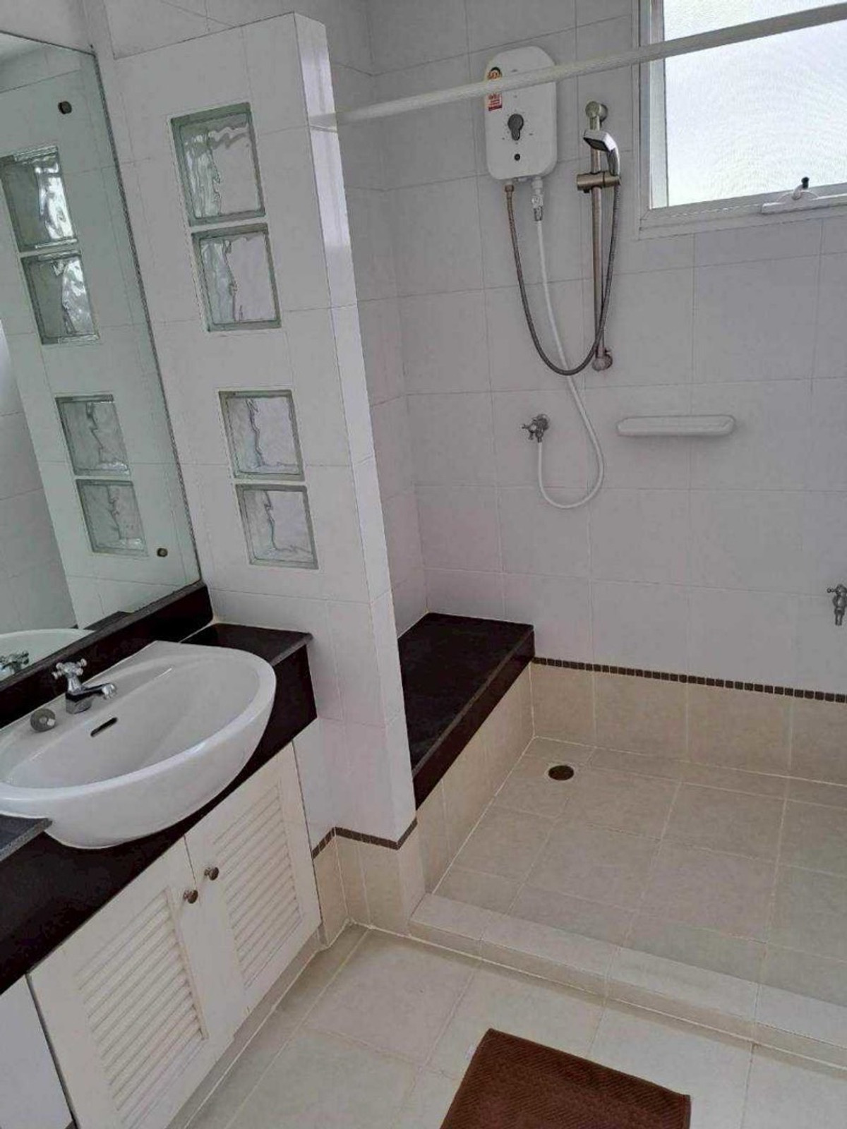 For RentHouseSeri Thai, Ramkhamhaeng Nida : Single House for Rent, Manthana Onnut-Wongwan 🚇🚝🌏