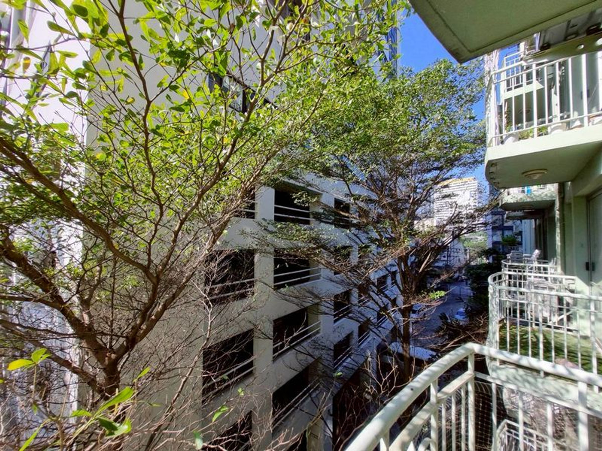 For RentCondoSukhumvit, Asoke, Thonglor : 💸 Only 15,000/month! Raintree Villa Thonglor, Studio room, garden view, has washing machine, ready to move in.