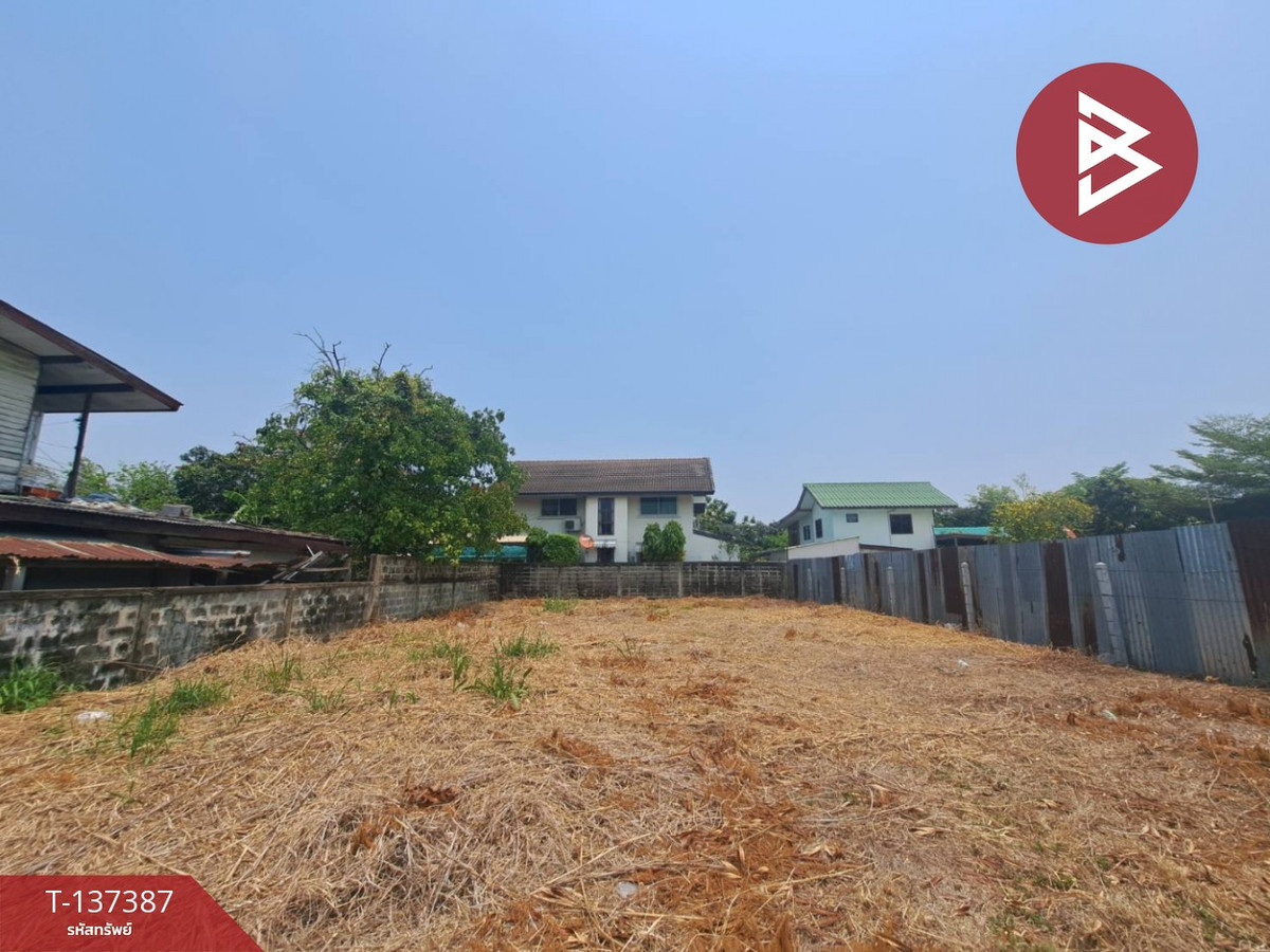 For SaleLandNakhon Sawan : Empty land for sale, area 99.6 square meters, Soi Bang Rak Resort, Nakhon Sawan.