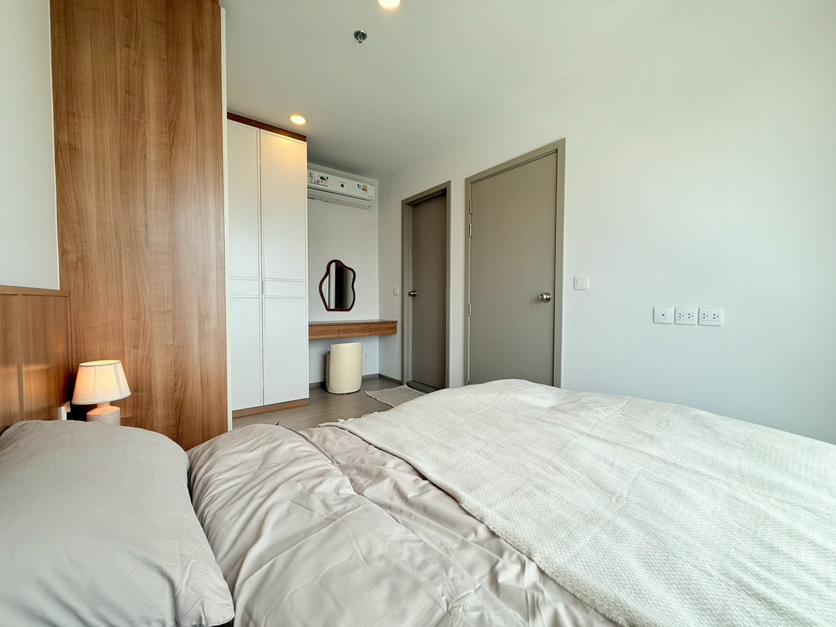 For RentCondoKhlongtoei, Kluaynamthai : 🎉🌇 Condo for Rent – High-Rise Living near BTS Ekkamai | Aspire Rama 4