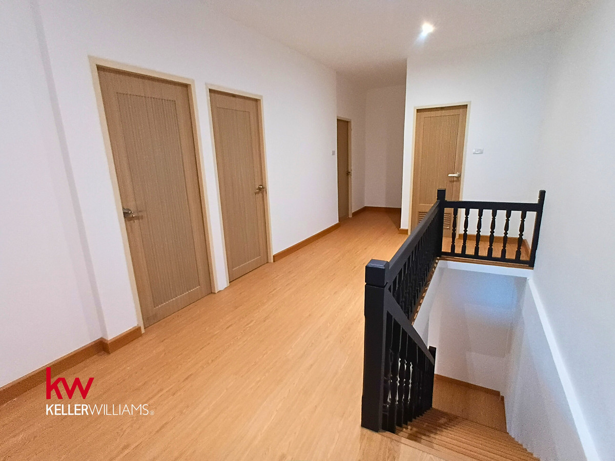 ขายทาวน์โฮมปิ่นเกล้า จรัญสนิทวงศ์ : ✨ [ขาย] ทาวน์โฮม 2 ชั้น รีโนเวทใหม่สไตล์มินิมอล | ซอยจรัญฯ 35 ใกล้ MRT ไฟฉาย