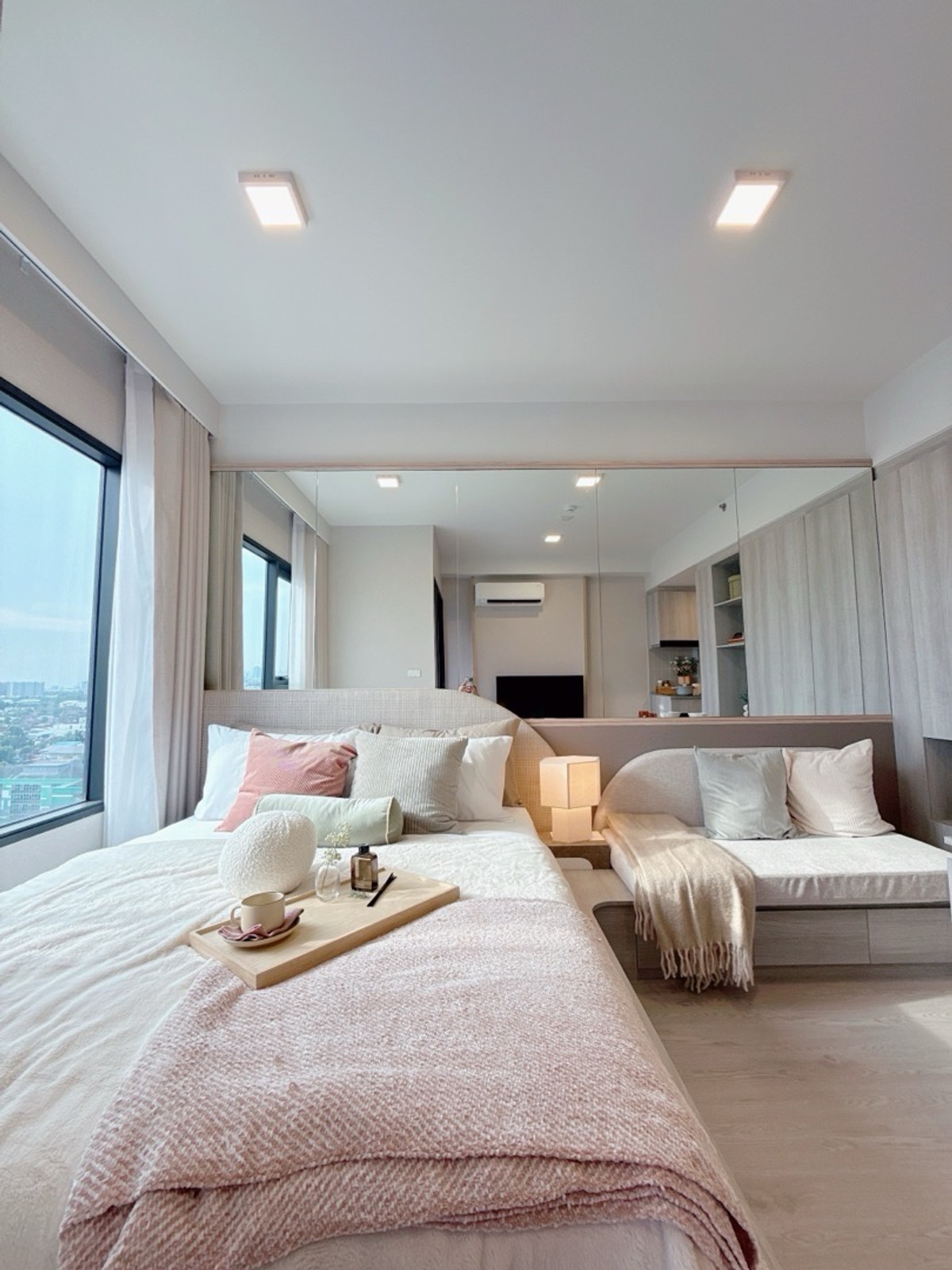 For SaleCondoKasetsart, Ratchayothin : 𝐂𝐎𝐁𝐄 Kaset Sripatum 𝐅𝐑𝐄𝐄 down payment 𝐎 baht, installments 𝟗,𝟓𝟎𝟎/month, new room from the project, best price.