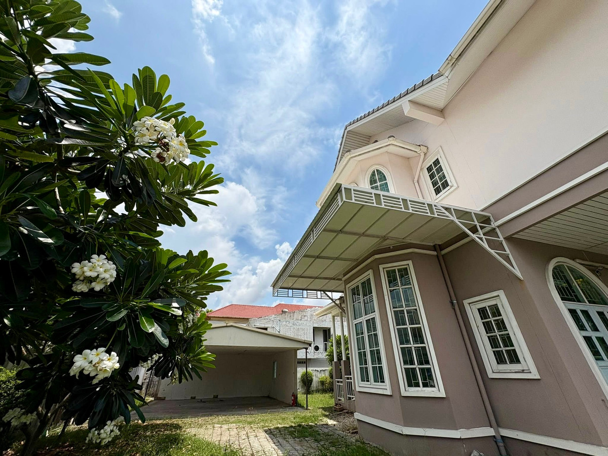 For SaleHouseOnnut, Udomsuk : Muangthong Village 4 Sukhumvit 101 / 4 Bedrooms (For Sale), Muangthong Village 4 Sukhumvit 101 / 4 Bedrooms (FOR SALE) GNG054