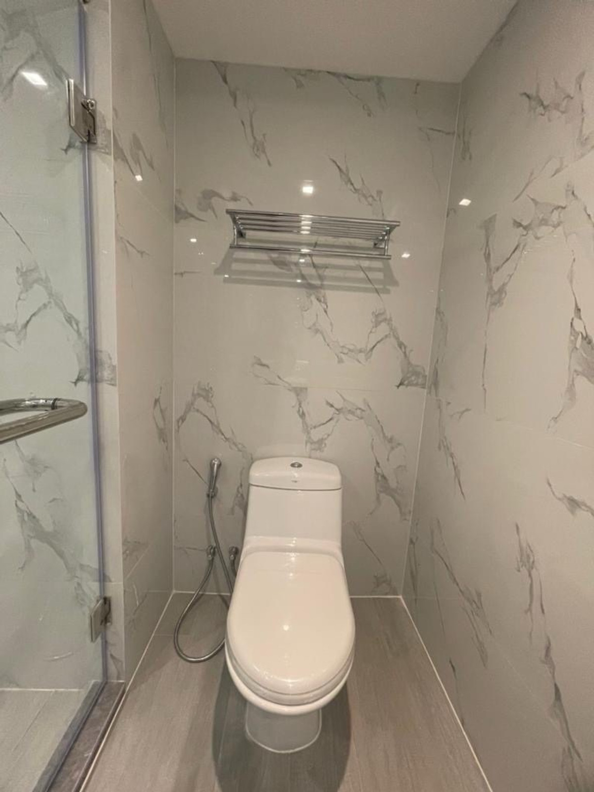 For RentCondoWitthayu, Chidlom, Langsuan, Ploenchit : Sithakarn Chidlom 3bed 240sqm 95,000/month