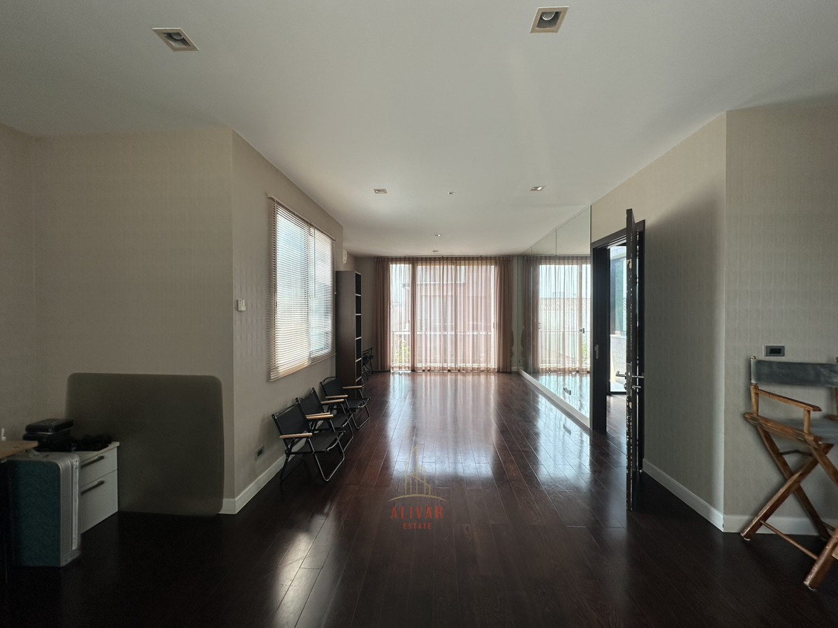 ให้เช่าบ้านรามคำแหง หัวหมาก : RH033626 ให้เช่า บ้านเดี่ยว 3 ชั้น 4 ห้องนอน at Soul Ekamai Ladprao ซอยลาดพร้าว 112 (ซอยรามคำแหง 53)