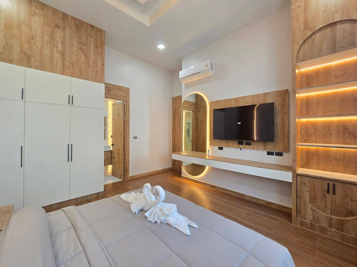 ขายบ้านพัทยา บางแสน ชลบุรี สัตหีบ : เดอะ ไพรเวท พูลวิลล่า พัทยา / 5 ห้องนอน (ขาย), The Private Pool Villa Pattaya / 5 Bedrooms (FOR SALE) BEWN152