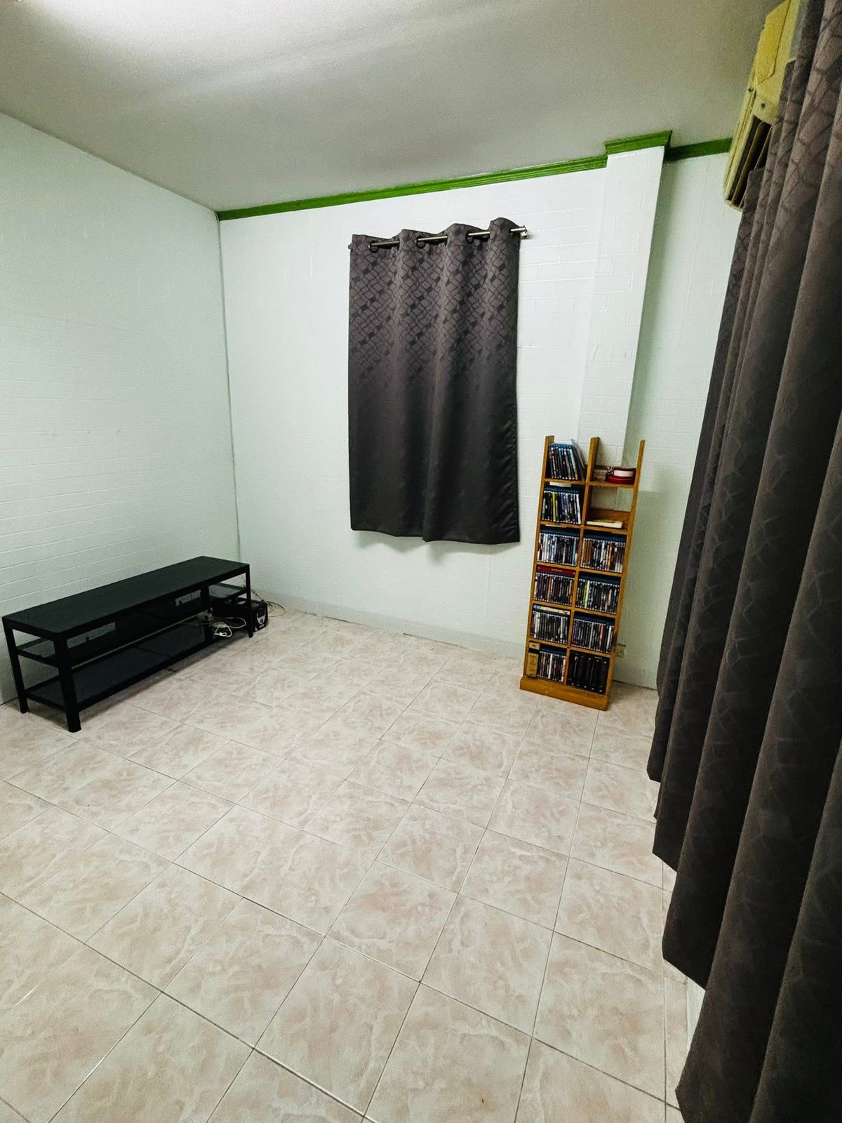 ให้เช่าบ้านโชคชัย4 ลาดพร้าว71 : ให้เช่าบ้านใกล้รถไฟฟ้า สถานีโชคชัย4 ใกล้โรงบาลเปาโล ถนนโชคชัย4 บ้านเดี่ยว2ชั้น หลังมุม 4นอน 2น้ำ 3ที่จอดรถ ตกแต่งครบพร้อมอยู่