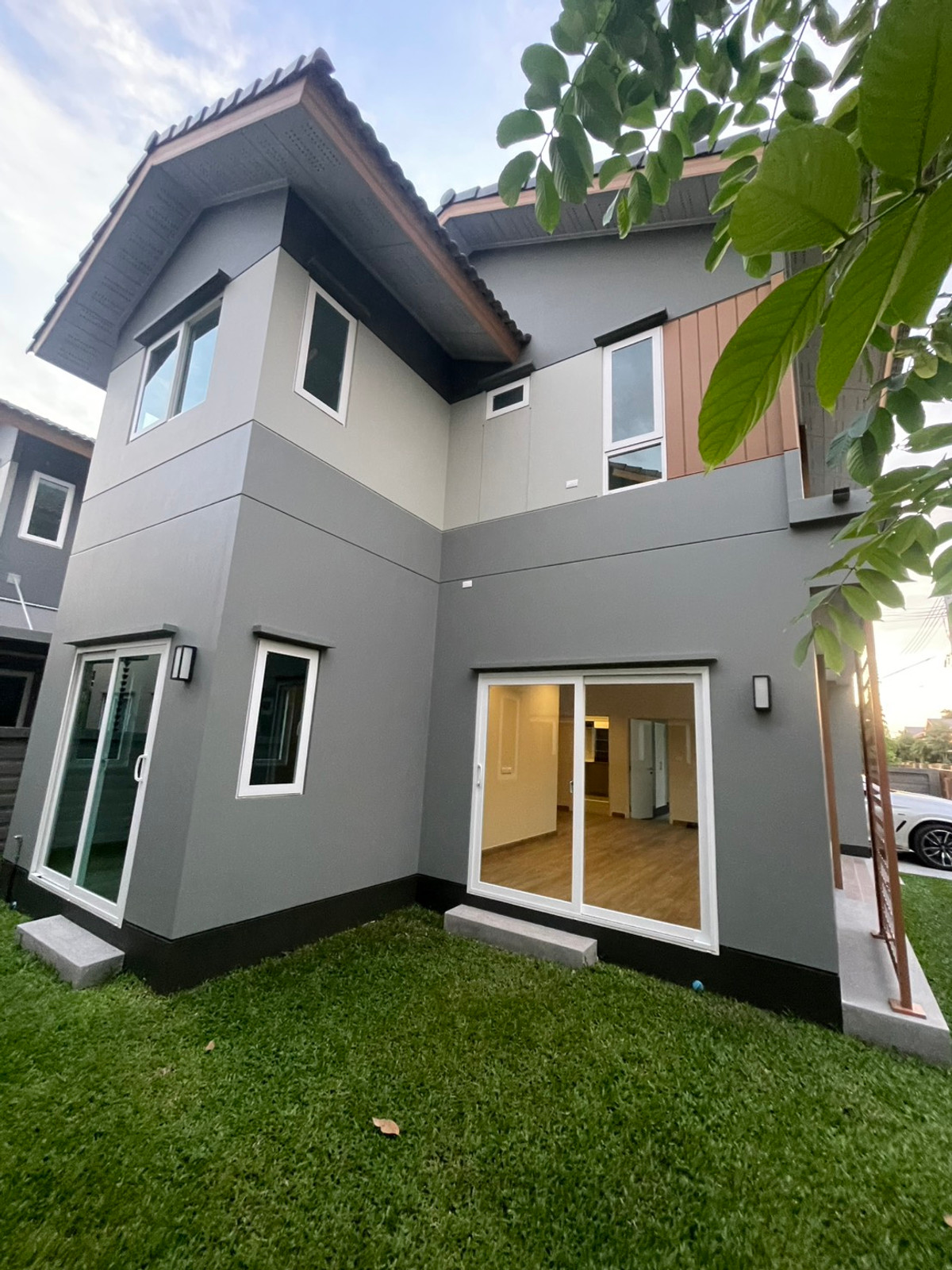 ขายบ้านอยุธยา : ขออนุญาต แอดมินครับ ขายบ้านหมู่บ้าน อณาสิริ อยุธยา 2 เกาะเรียน  บ้านเดี่ยว 4 ห้องนอน 4 ห้องน้ำ 