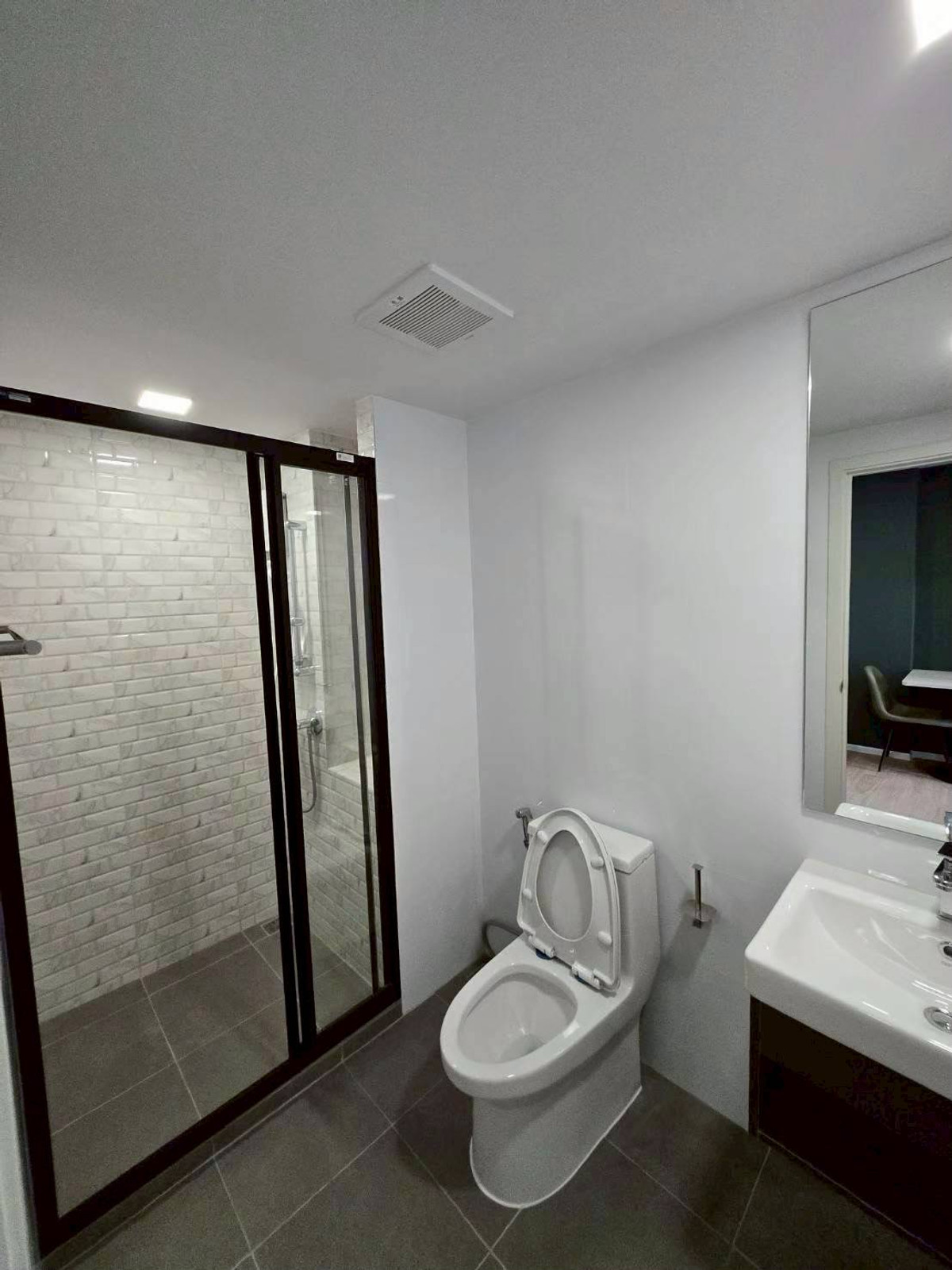 ให้เช่าคอนโดปทุมธานี รังสิต ธรรมศาสตร์ : 📍ให้เช่าคอนโด Atmoz Kanaal Rangsit  ใกล้ ม.รังสิต