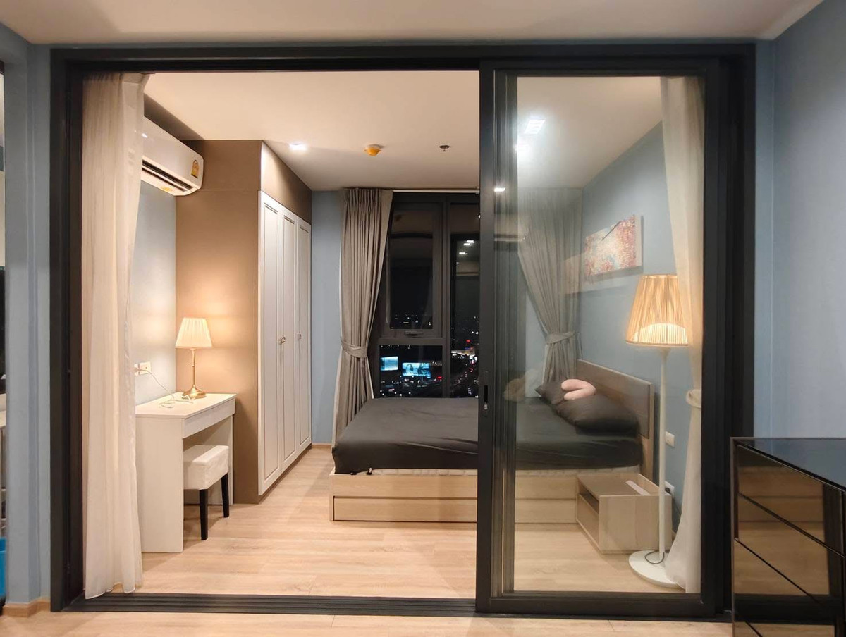 ขายคอนโดพระราม 9 เพชรบุรีตัดใหม่ RCA : #E374🔥060469 ขายคอนโด ดีลหลุดจำนอง 🔥 THE BASE Garden Rama 9