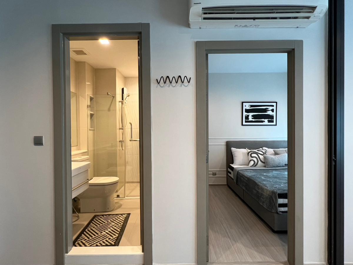 ขายคอนโดพระราม 9 เพชรบุรีตัดใหม่ RCA : ✤ Life Asoke Rama9 ✤ ประกาศขายด่วน! ห้อง 1 ห้องนอน ราคาพิเศษ เพียง 4.5 ล้านบาท