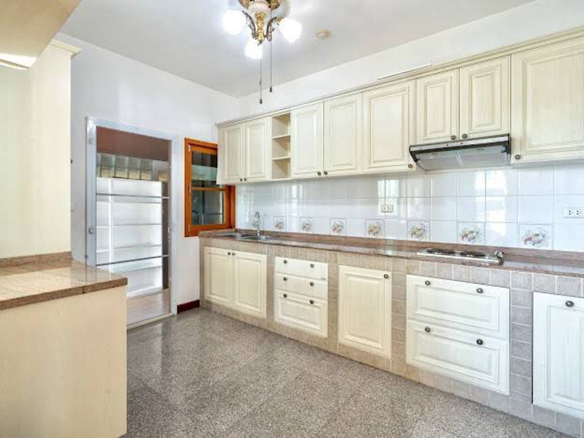 ให้เช่าบ้านบางนา แบริ่ง ลาซาล : ให้เช่า💥สิทธารมย์ รีเจ้นท์ ศรีนครินทร์ (Sittarom Regent Srinakarin) ใกล้ MRT ศรีลาซาล เพียง 400 เมตร | BN78