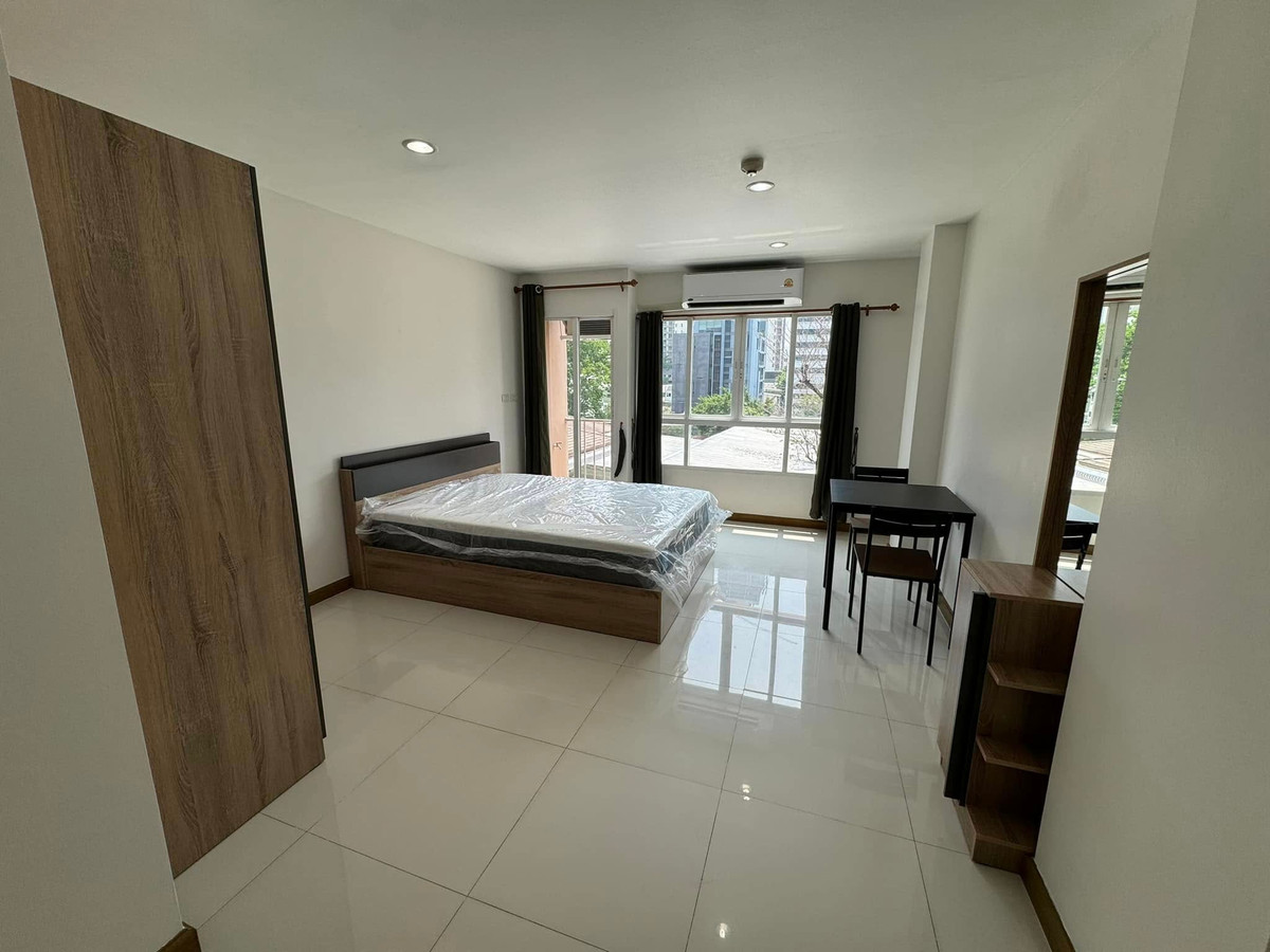 For RentCondoRama9, Petchburi, RCA : 🔑 BKK26-03PG2S5 I Renovated , Nice and Cozy Only 11,000 Baht/Month 🎉🎉🎉🎉