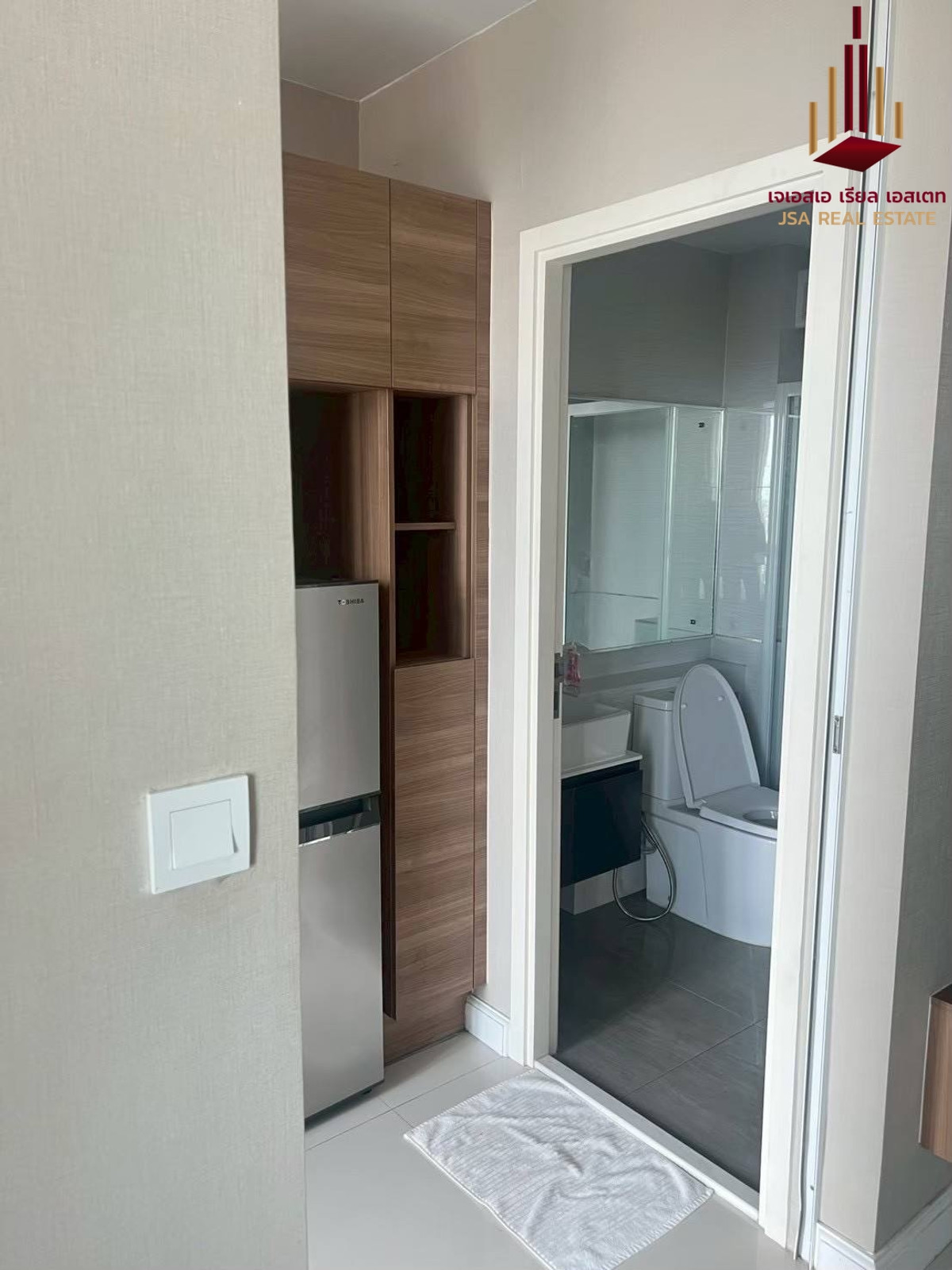 For RentCondoSamut Prakan,Samrong : ✨ For Rent: The Metropolis Samrong Interchange Condo ✨ 💰 Only 12,000 THB/month