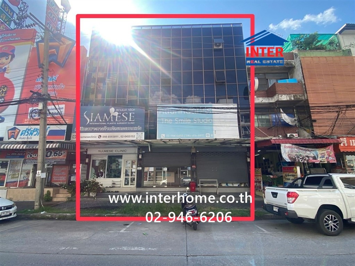 For RentOfficeChaengwatana, Muangthong : Office, 5 floors, 210 sq m, office for rent. Near Muang Thong Thani Bond Street Muang Thong Thani Road, Chaengwattana Road, Pak Kret, Nonthaburi