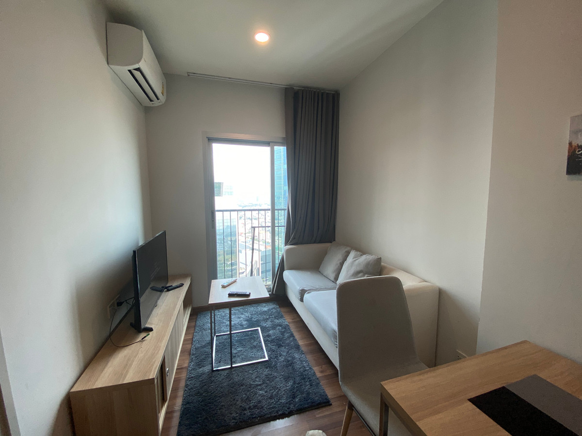 ให้เช่าคอนโดรัชดา ห้วยขวาง : โนเบิล รีวอลฟ์ รัชดา 2 🌟PN-00000776🌟