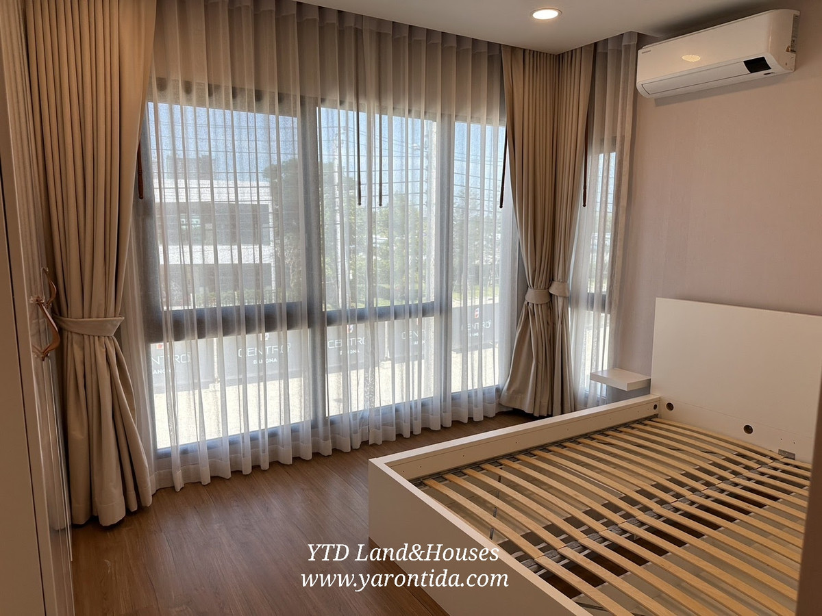 For RentHouseBangna, Bearing, Lasalle : For Rent ​​​​Centro Bangna, new design detached house next to Mega-Bangna 135,000 Baht/Month (Fully furnished).
