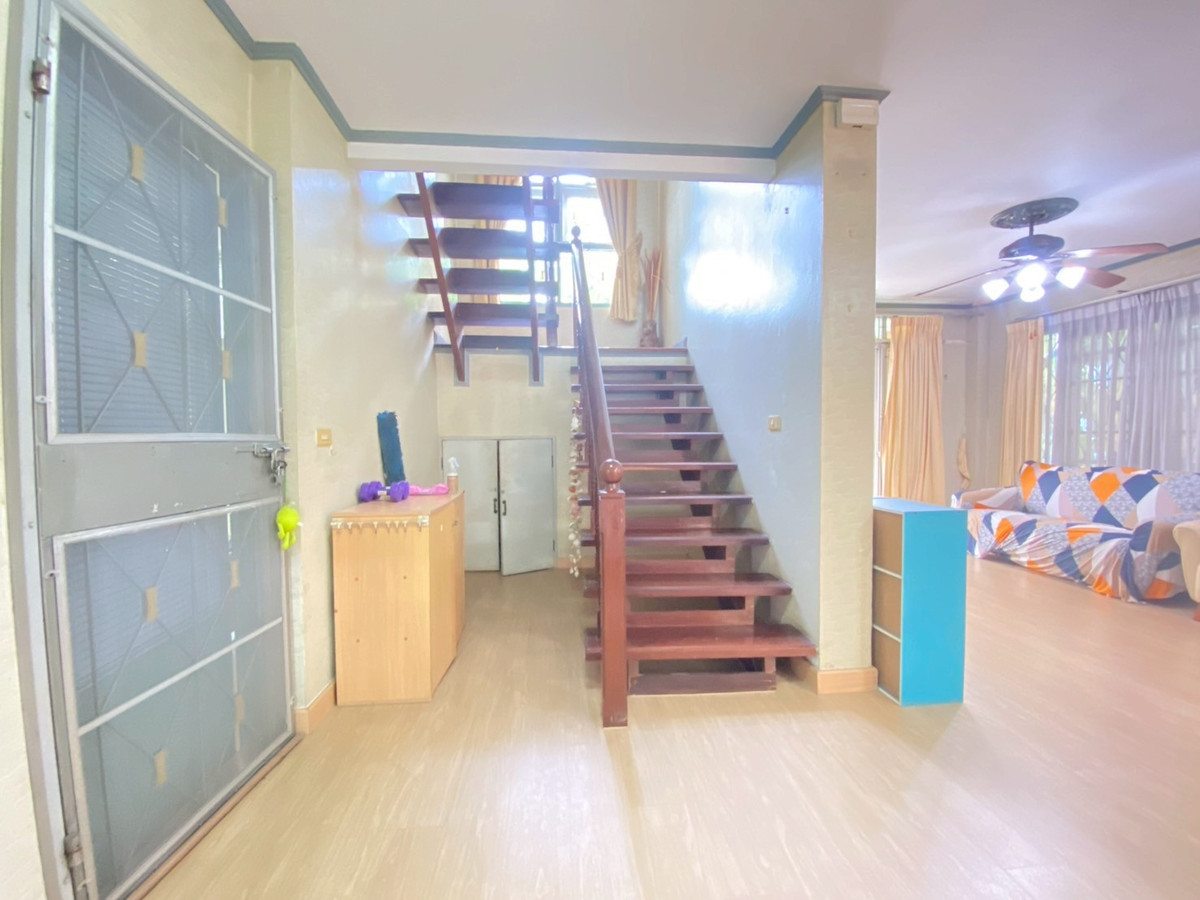 ขายบ้านสมุทรปราการ สำโรง : ขายบ้านเดี่ยว 2 ชั้น พร้อมอยู่ หมู่บ้านวรารมย์ เลควิลล์ บางพลี-สมุทรปราการ บ้านแต่งสวย ต่อเติมครบ | ทำเลดี | 