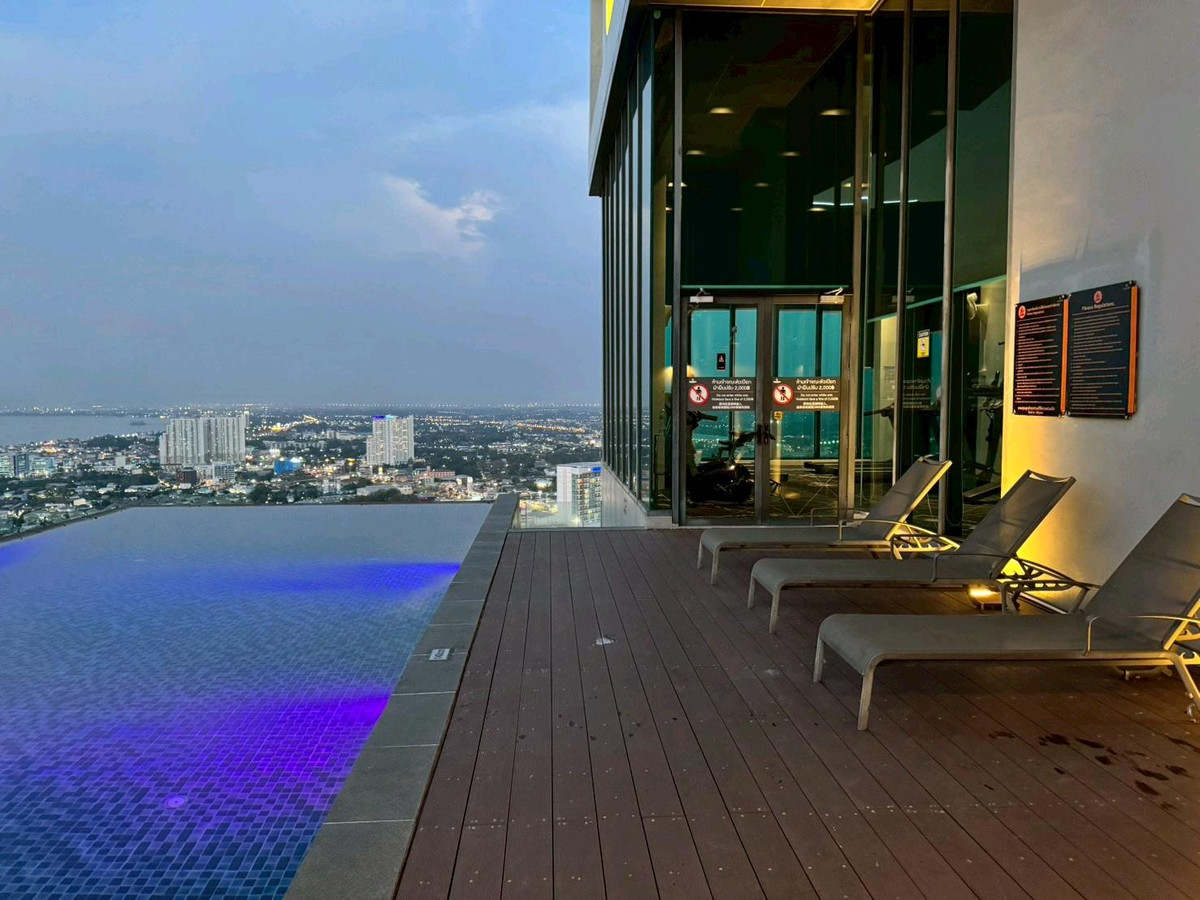 ให้เช่าคอนโดพัทยา บางแสน ชลบุรี สัตหีบ : Posh Pattaya​ ห้องมุม วิวทะเล+city