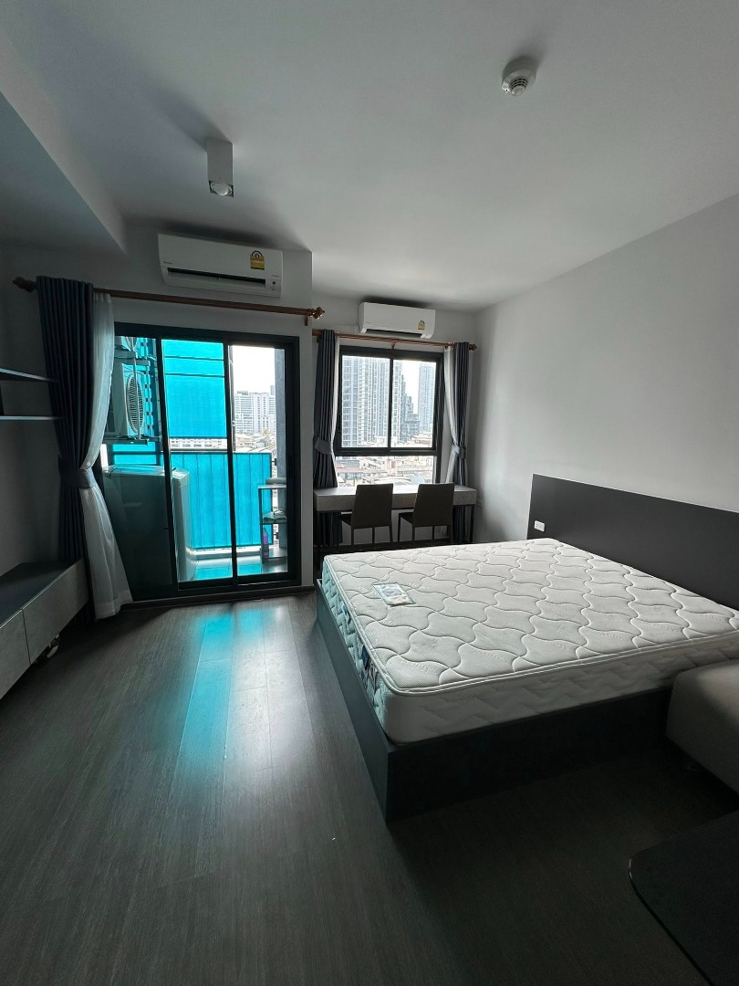 For RentCondoSapankwai,Jatujak : 🔥For Rent Now🔥 Ideo Phahonyothin - Chatuchak, beautiful 1-bedroom unit, next to BTS Saphan Khwai, near MRT Chatuchak, fully furnished, ready to move in. Prime location.