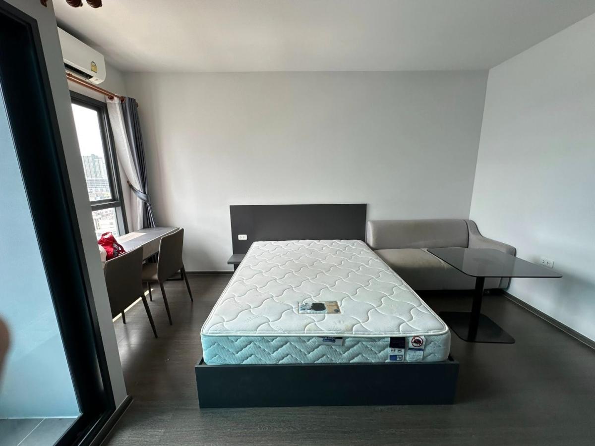 For RentCondoSapankwai,Jatujak : 🔥For Rent Now🔥 Ideo Phahonyothin - Chatuchak, beautiful 1-bedroom unit, next to BTS Saphan Khwai, near MRT Chatuchak, fully furnished, ready to move in. Prime location.