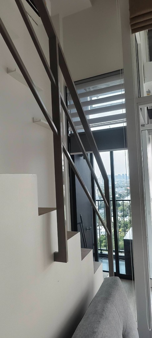 ให้เช่าคอนโดพระราม 9 เพชรบุรีตัดใหม่ RCA : 🔥ให้เช่าด่วน🔥ไอดีโอ นิว พระราม 9 ห้อง Duplex เพดานสูง 4.5 ม. ชั้น 20 วิวโล่ง ใกล้ Airport Link รามคำแหง พร้อมอยู่ เฟอร์ครบ