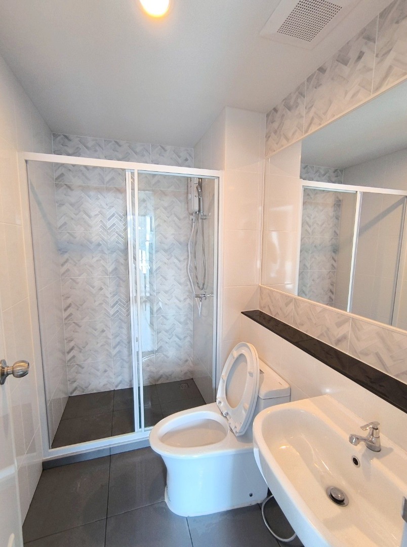 ให้เช่าคอนโดท่าพระ ตลาดพลู วุฒากาศ : 🔥ให้เช่าด่วน🔥รีเจ้นท์ โฮม วุฒากาศ ชั้น 34 ห้องสวย วิวโล่ง ทิศตะวันออก ใกล้ BTS วุฒากาศ 180 ม. เฟอร์ครบ พร้อมอยู่