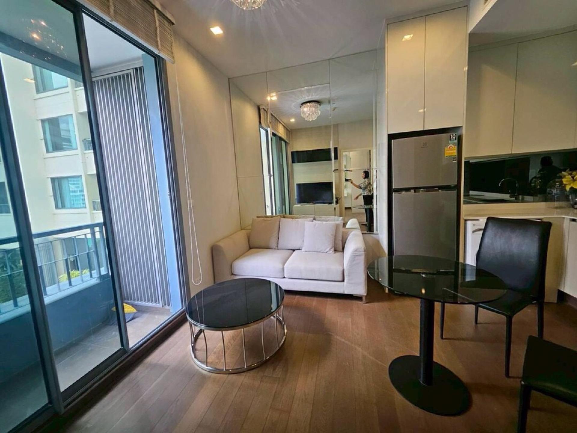 ให้เช่าคอนโดพระราม 9 เพชรบุรีตัดใหม่ RCA : For rent : 𝐂𝐨𝐧𝐝𝐨 𝗤 𝗔𝘀𝗼𝗸𝗲ให้เช่า คิว อโศก