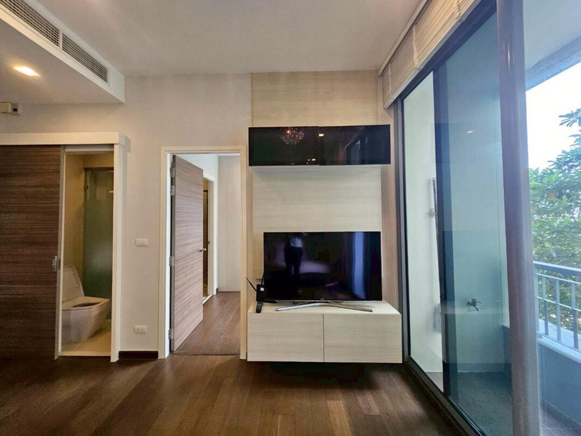 ให้เช่าคอนโดพระราม 9 เพชรบุรีตัดใหม่ RCA : For rent : 𝐂𝐨𝐧𝐝𝐨 𝗤 𝗔𝘀𝗼𝗸𝗲ให้เช่า คิว อโศก