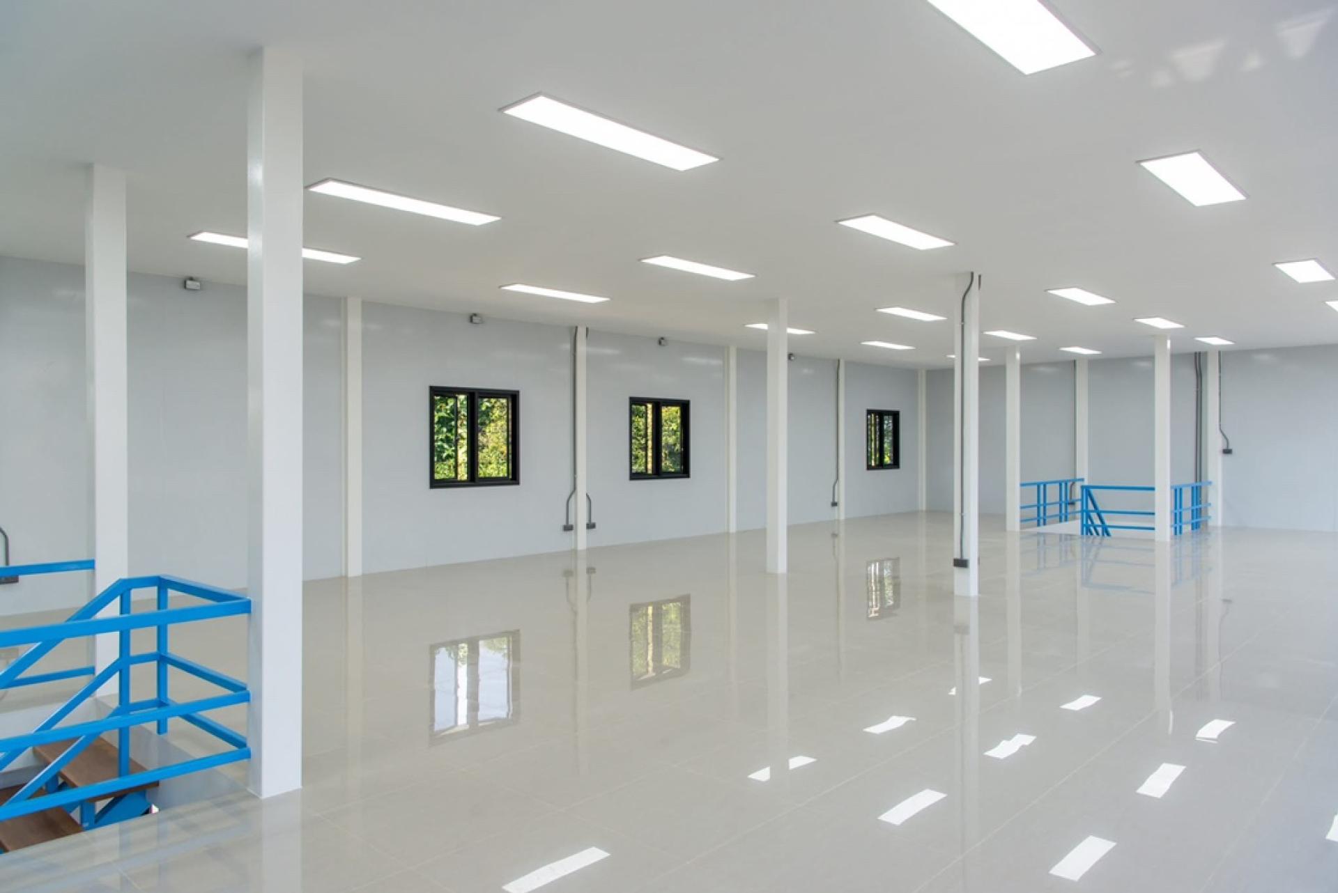 For RentOfficeOnnut, Udomsuk : Office +Warehouse, land area 100 sq m. Usable area 345 sq m. for rent near BTS Punyawithi.