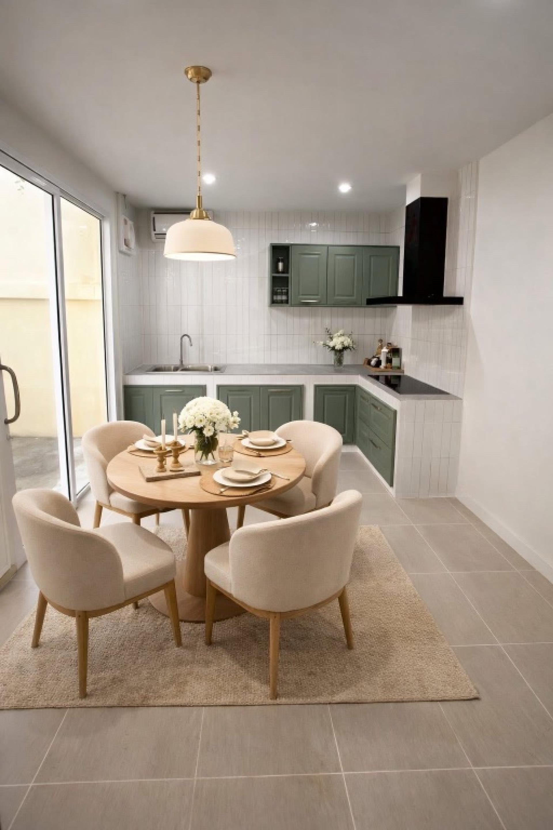 For RentTownhomeSathorn, Narathiwat : Townhome For Rent 41sq.wah 450sqm. 4beds 5baths Yenakard Rama3 road