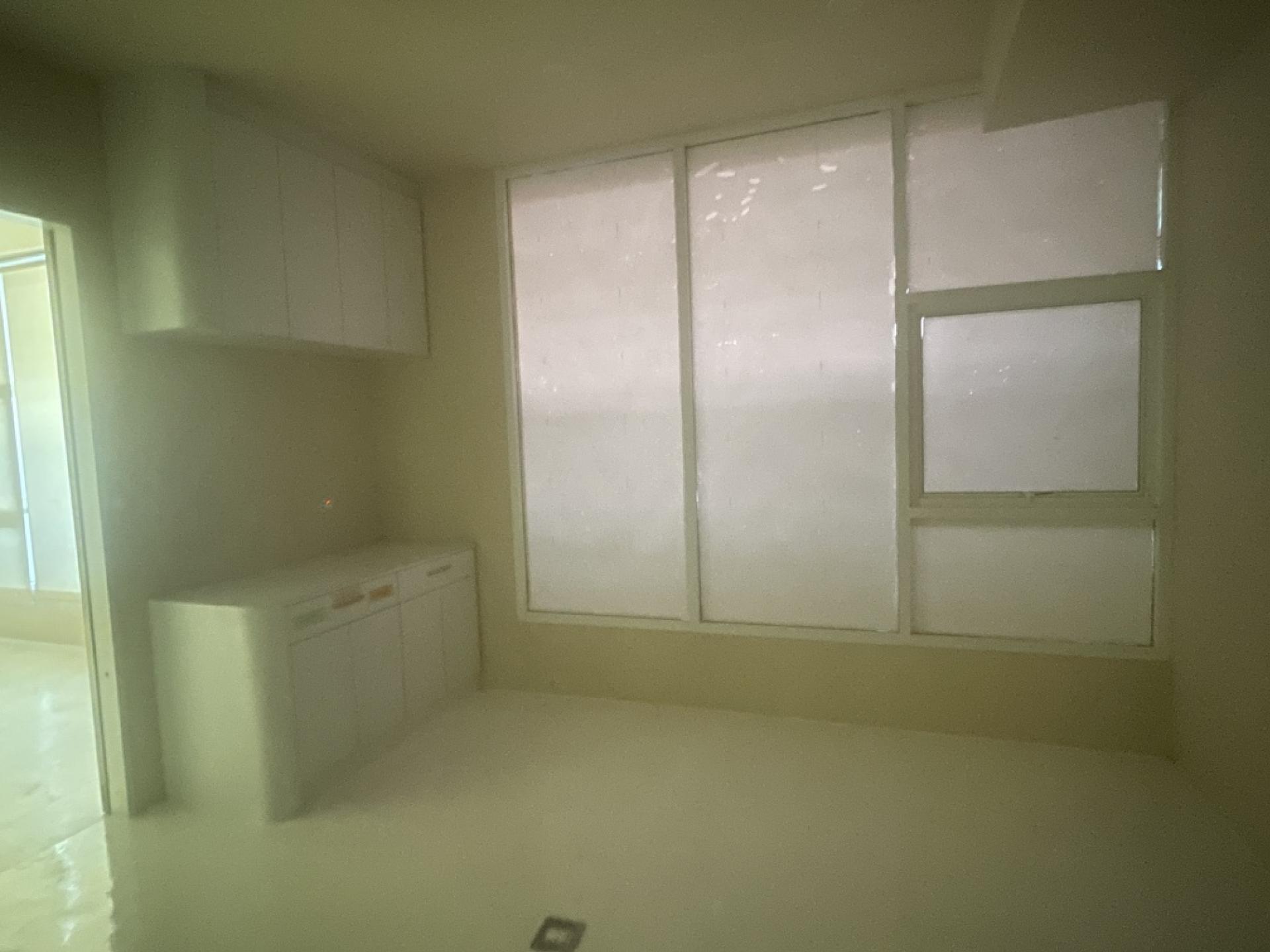 For SaleShop HouseSukhumvit, Asoke, Thonglor : Commercial building for sale Next to Sukhumvit Road
2 couples looking for 4 and a half floors, hit through near BTS Phra Khanong, good condition.