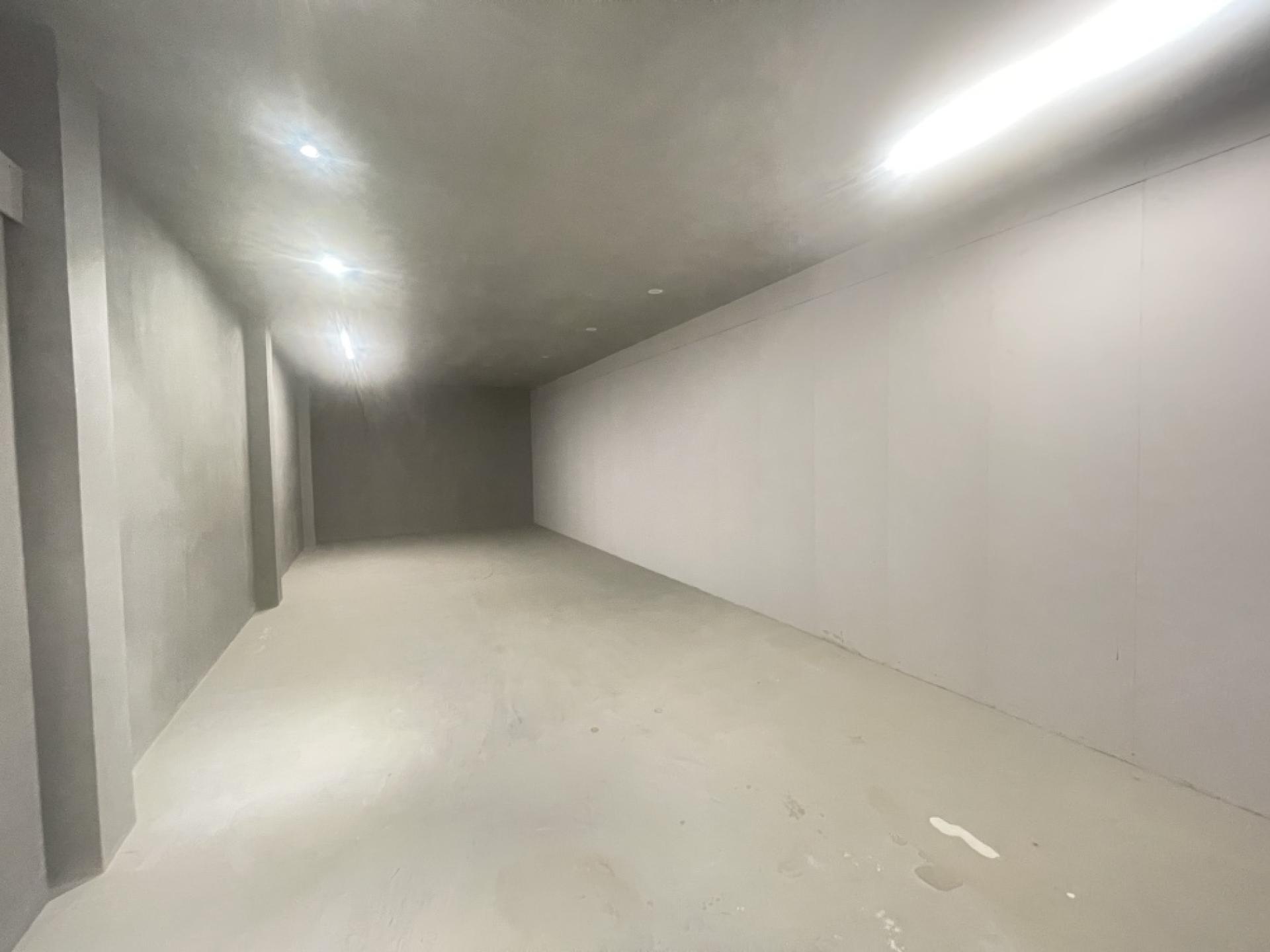 For SaleShop HouseSukhumvit, Asoke, Thonglor : Commercial building for sale Next to Sukhumvit Road
2 couples looking for 4 and a half floors, hit through near BTS Phra Khanong, good condition.