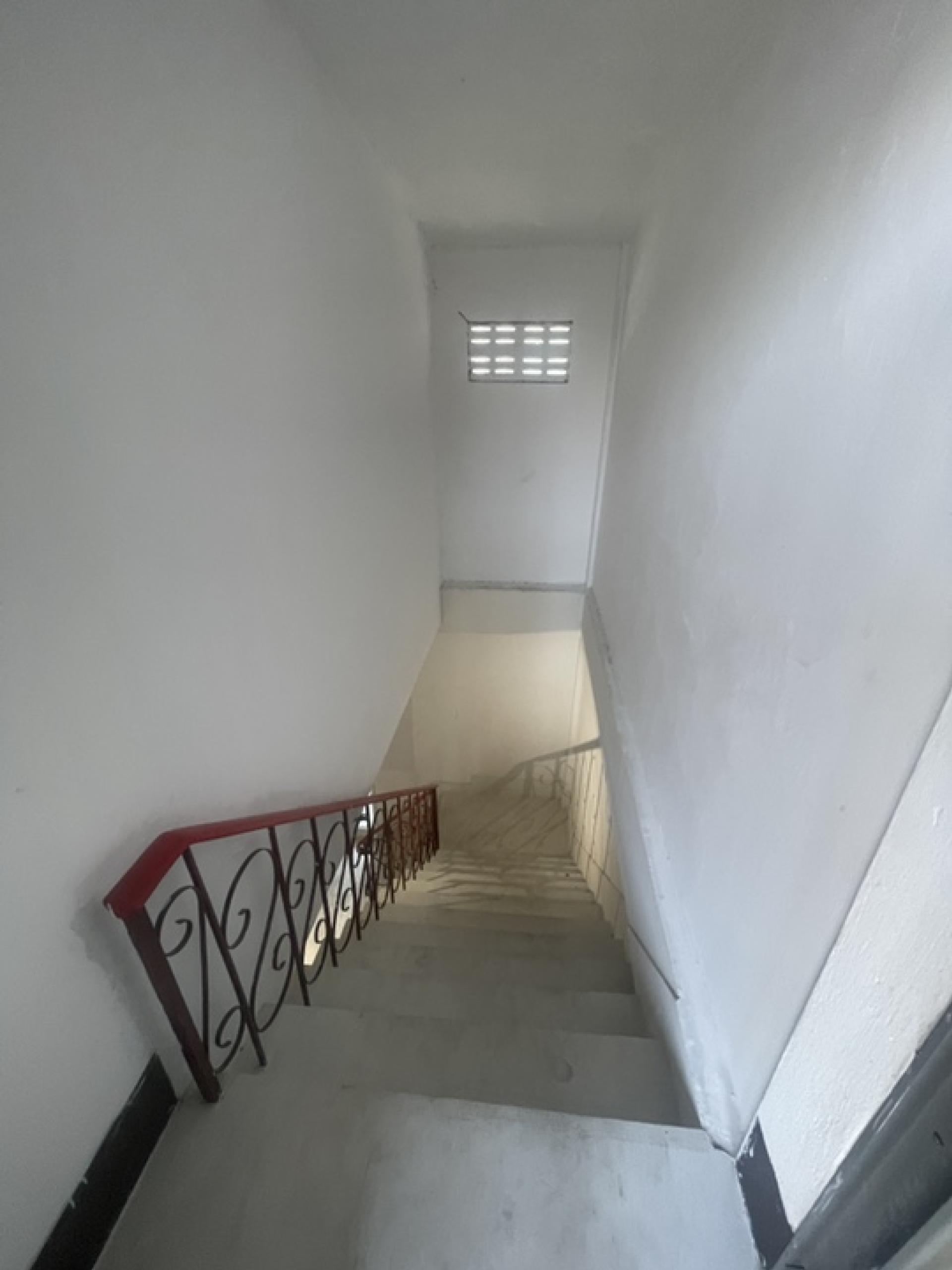 For SaleShop HouseSukhumvit, Asoke, Thonglor : Commercial building for sale Next to Sukhumvit Road
2 couples looking for 4 and a half floors, hit through near BTS Phra Khanong, good condition.