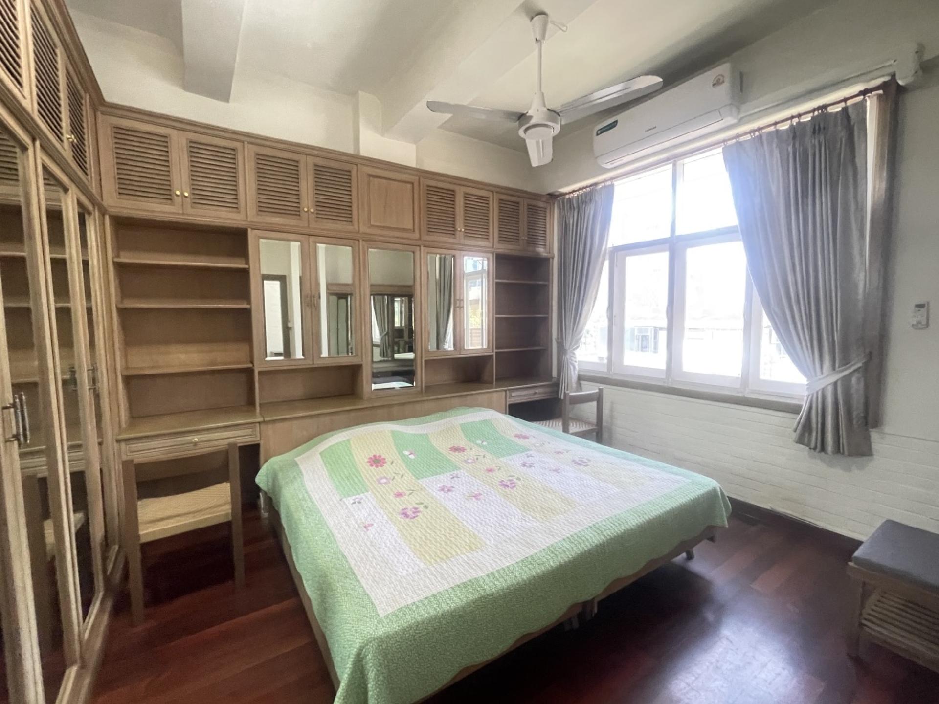 For RentCondoWitthayu, Chidlom, Langsuan, Ploenchit : Condo for rent, Lang Suan location, 70 sq m., 1 bedroom, 1 bathroom, 7th floor, near BTS Chidlom, MRT Lumpini, good condition, ready to move in, pets friendly.