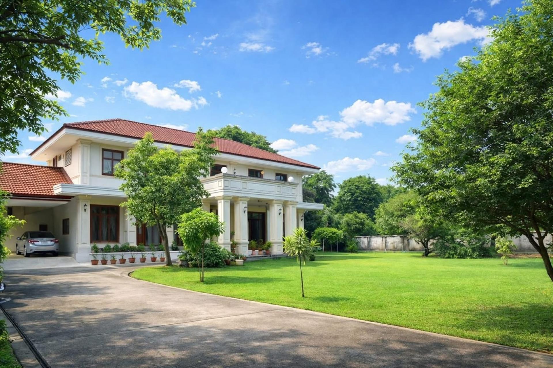 ขายบ้านนวมินทร์ รามอินทรา : ขายเดี่ยว หมู่บ้านนวธานี เสรีไทย 587ตรว. 730ตรม.