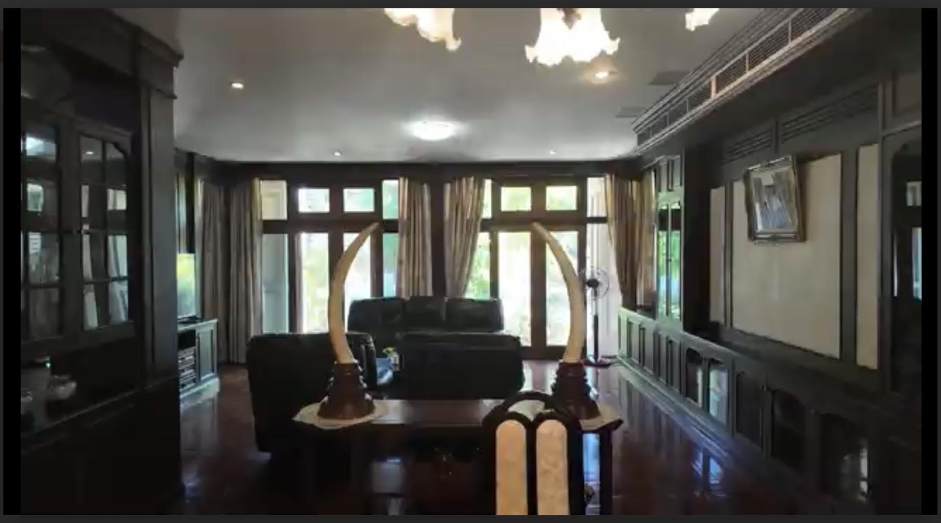 ขายบ้านนวมินทร์ รามอินทรา : ขายเดี่ยว หมู่บ้านนวธานี เสรีไทย 587ตรว. 730ตรม.