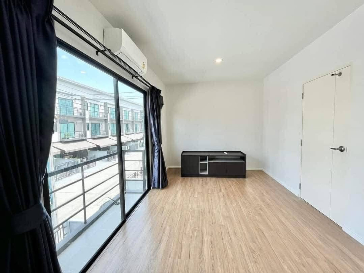 ให้เช่าทาวน์โฮมพระราม 5 ราชพฤกษ์ บางกรวย : 💥CP-10583💥ให้เช่า ทาวน์โฮม 3 ชั้น หมู่บ้านกลางเมือง ราชพฤกษ์ - พระราม 5 ใกล้แมคโครนครอินทร์👉แอดไลน์ @goodcondo