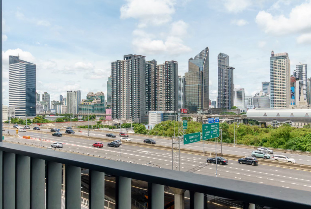 ให้เช่าคอนโดพระราม 9 เพชรบุรีตัดใหม่ RCA : ให้เช่า Life Asoke Hype ราคา 37,000 บาท [MPr260403]