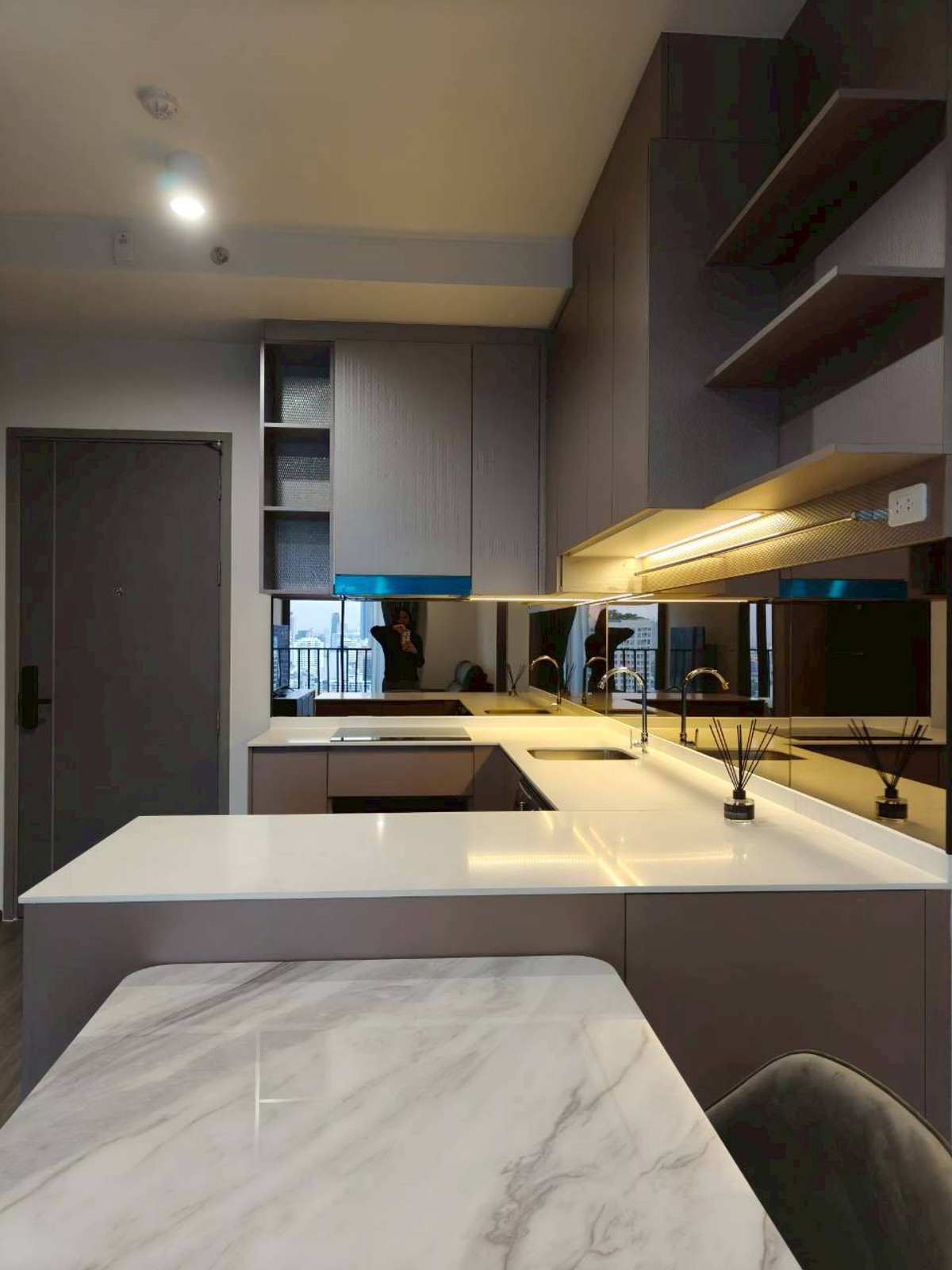 ให้เช่าคอนโดคลองเตย กล้วยน้ำไท : Line @assetcorner Welcome Co มีห้องว่างใหม่ทุกเดือน 1 Bed/ 1 Bed Plus/ 2 Bed