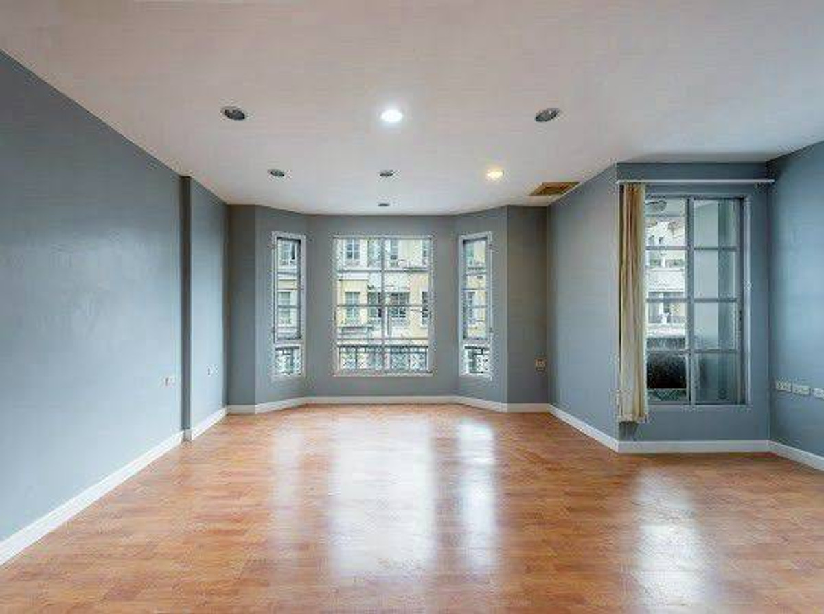 For RentTownhomeSapankwai,Jatujak : #L192🎉 310369 Town home for rent Baan Klang Muang The Paris Ratchavipha  