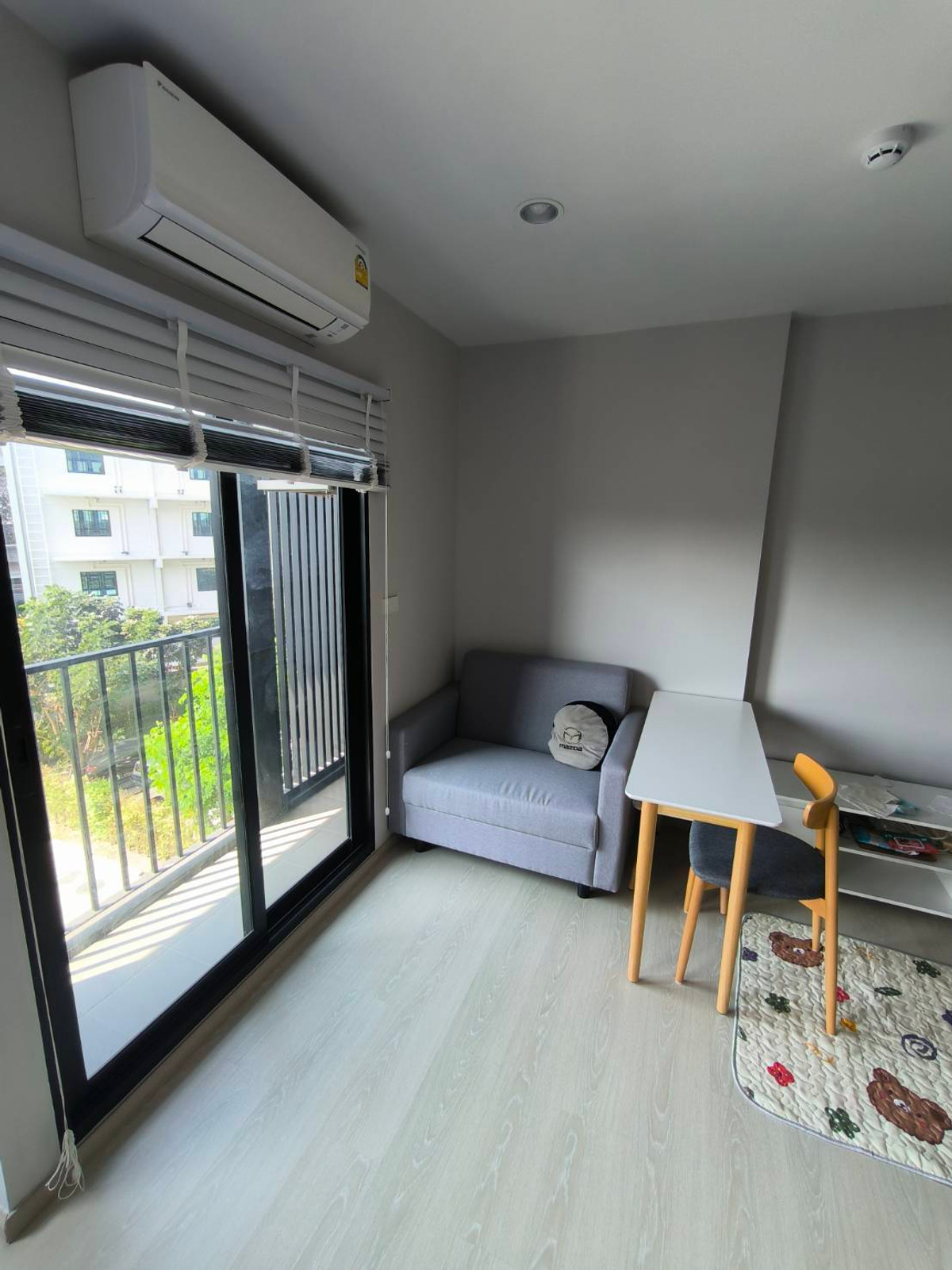 For SaleCondoVipawadee, Don Mueang, Lak Si : Condo for sale Nue Connect Don Mueang – prime location near the airport! An investment opportunity that you shouldnt miss! Selling for only 1,397,000 baht, running along Vibhavadi Road, 4 minutes straight, there is a shuttle bus every 1 hour.